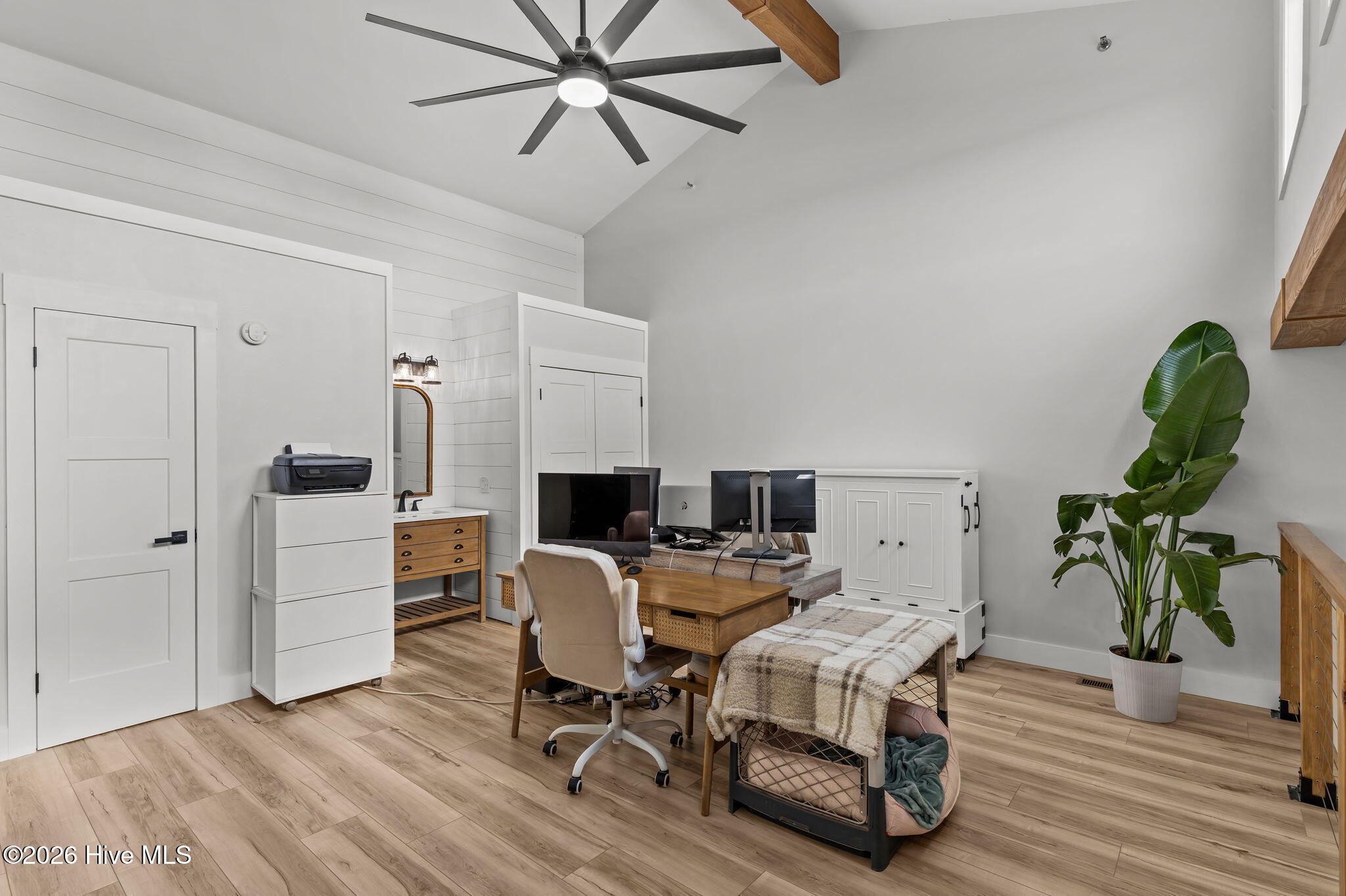111 Florida Avenue Apt 15