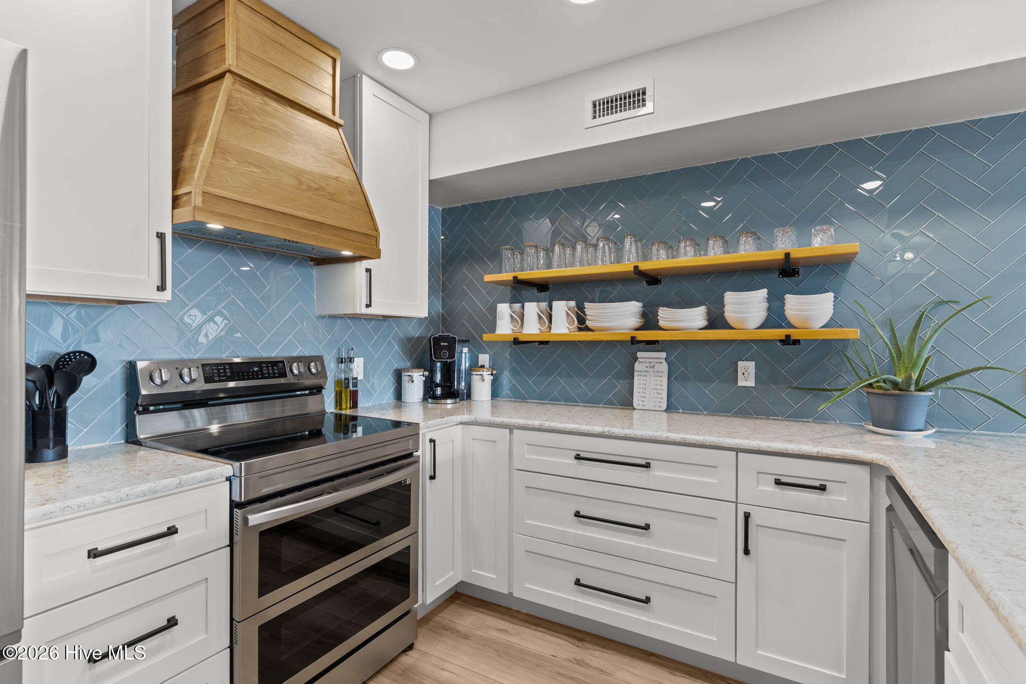 111 Florida Avenue Apt 15