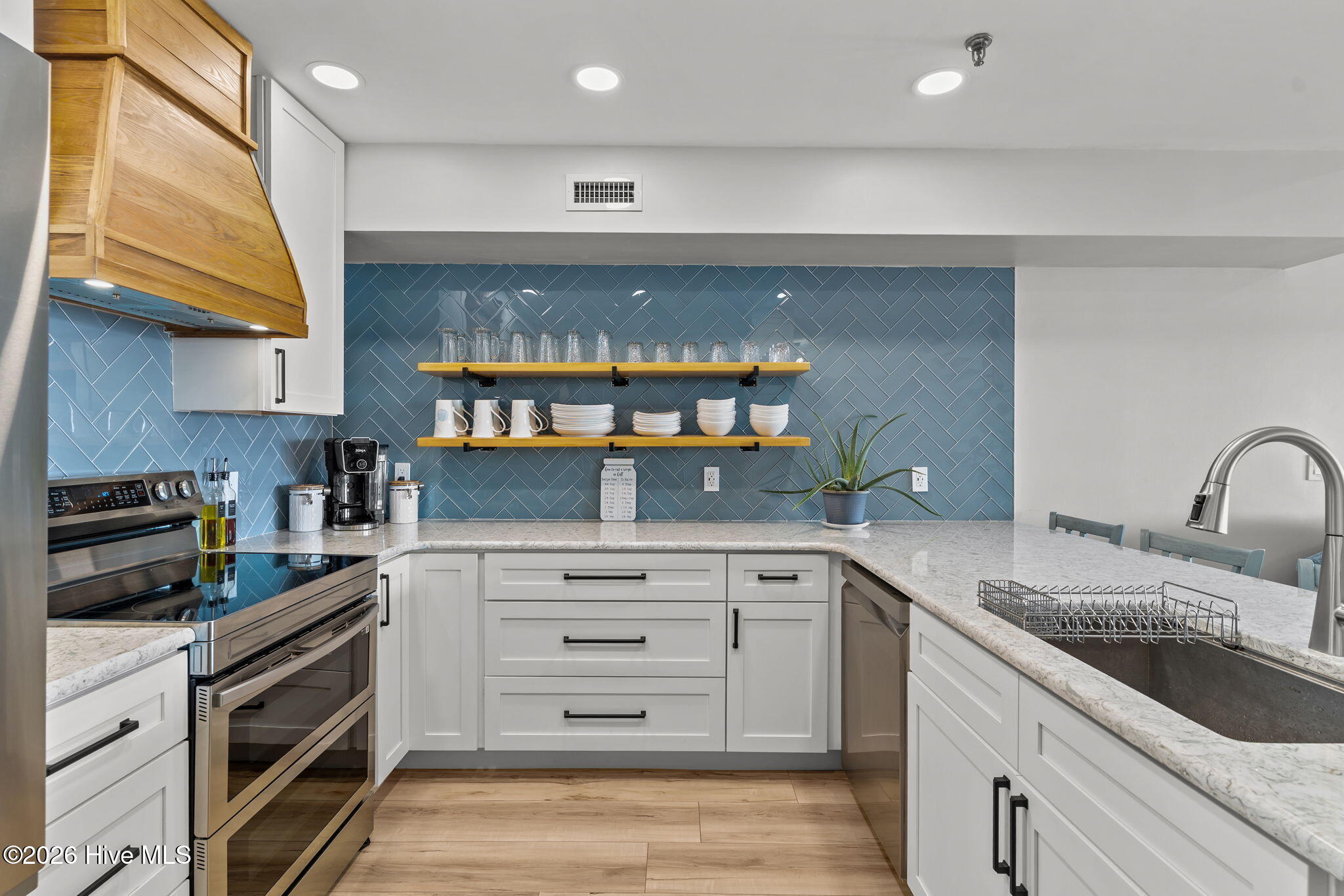 111 Florida Avenue Apt 15
