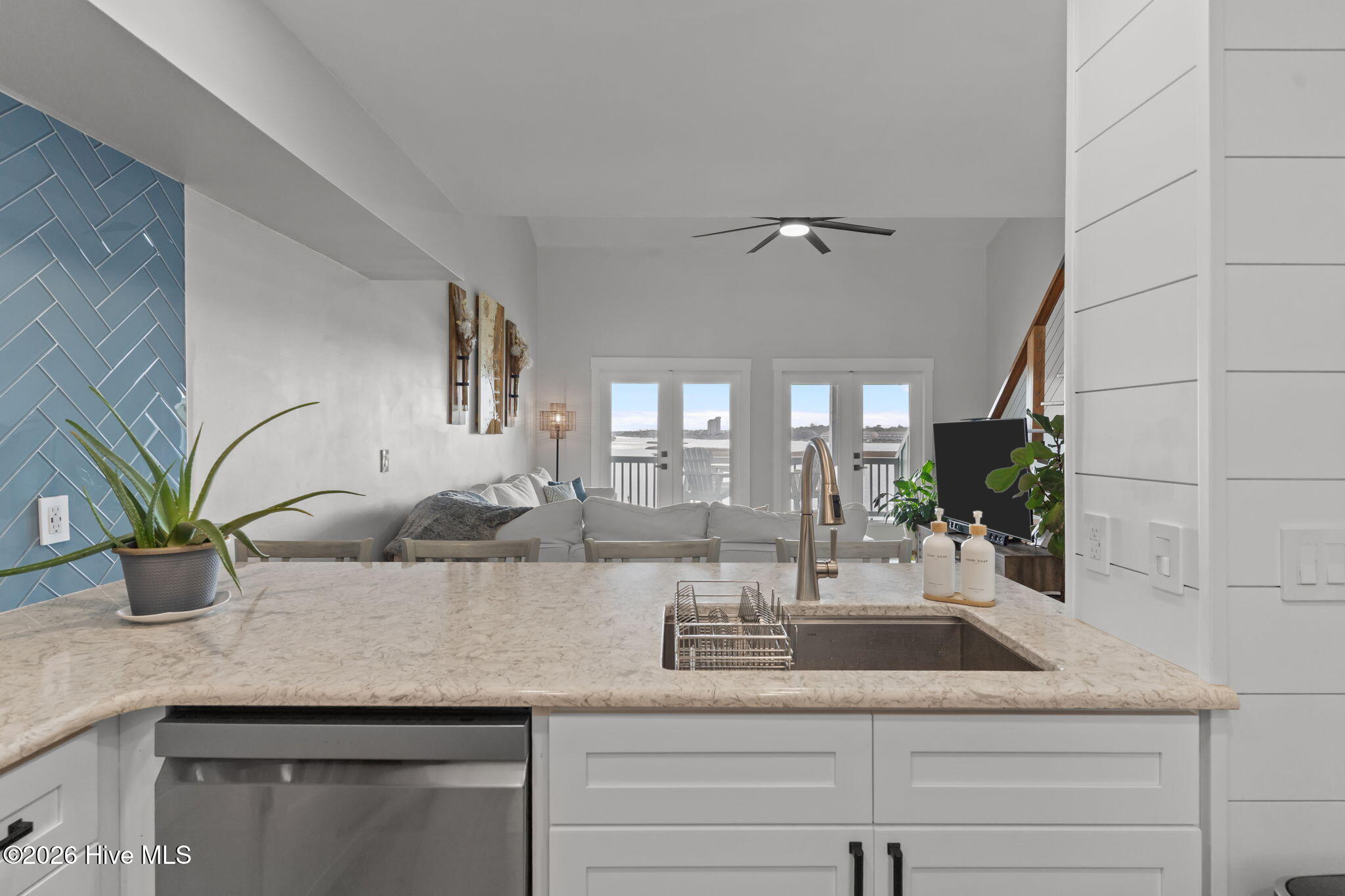 111 Florida Avenue Apt 15