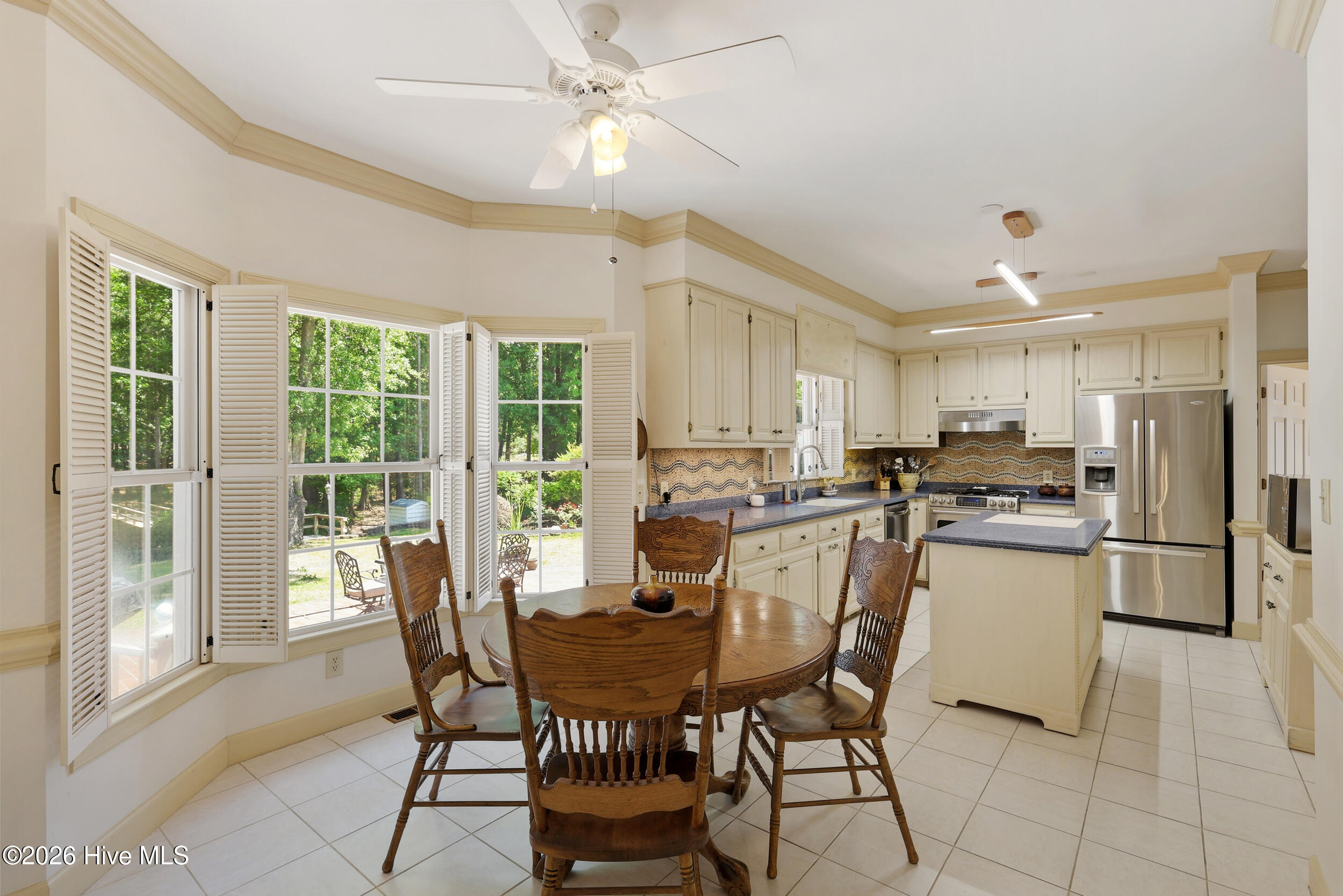 1422 Bexley Drive