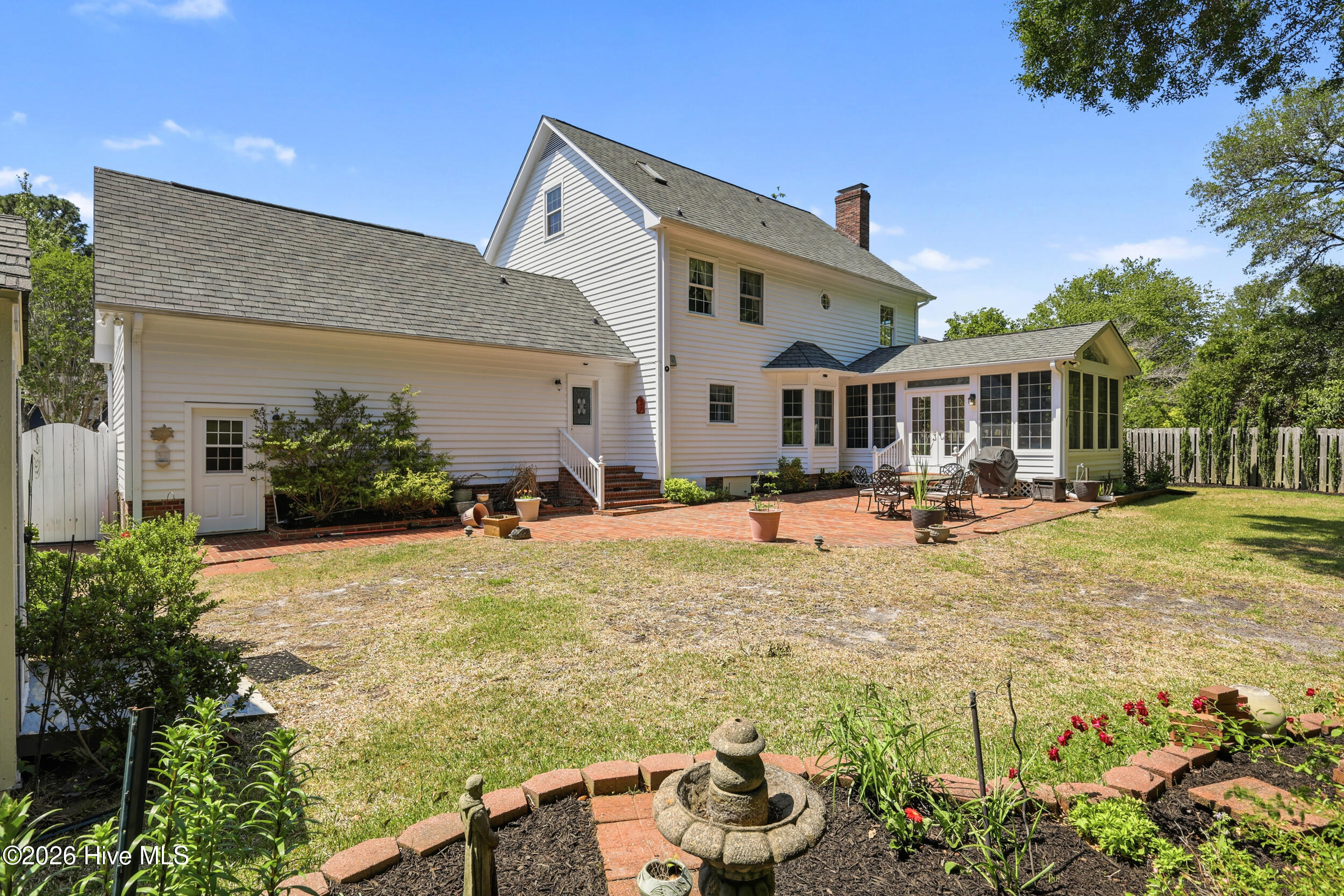 1422 Bexley Drive