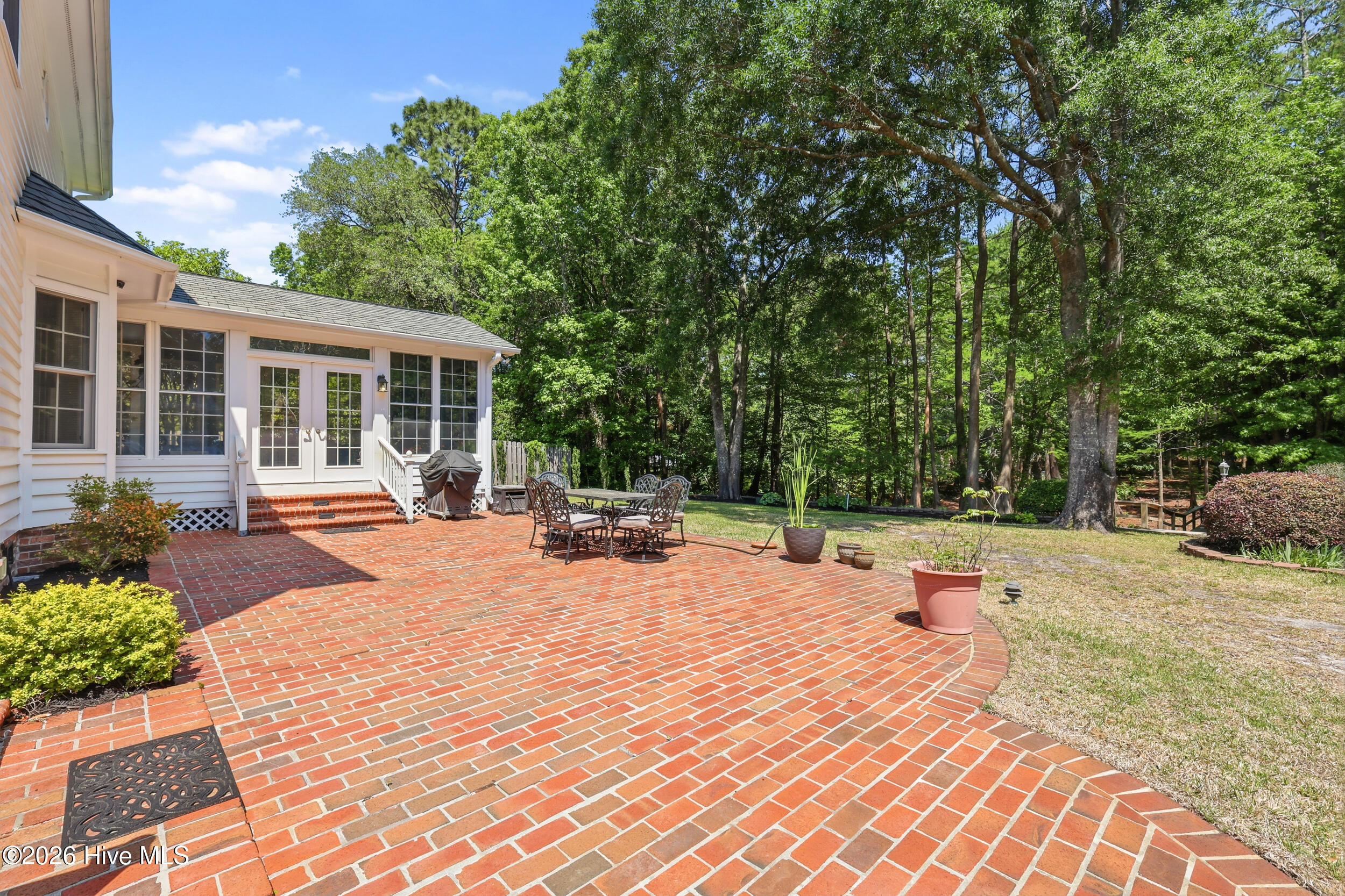 1422 Bexley Drive