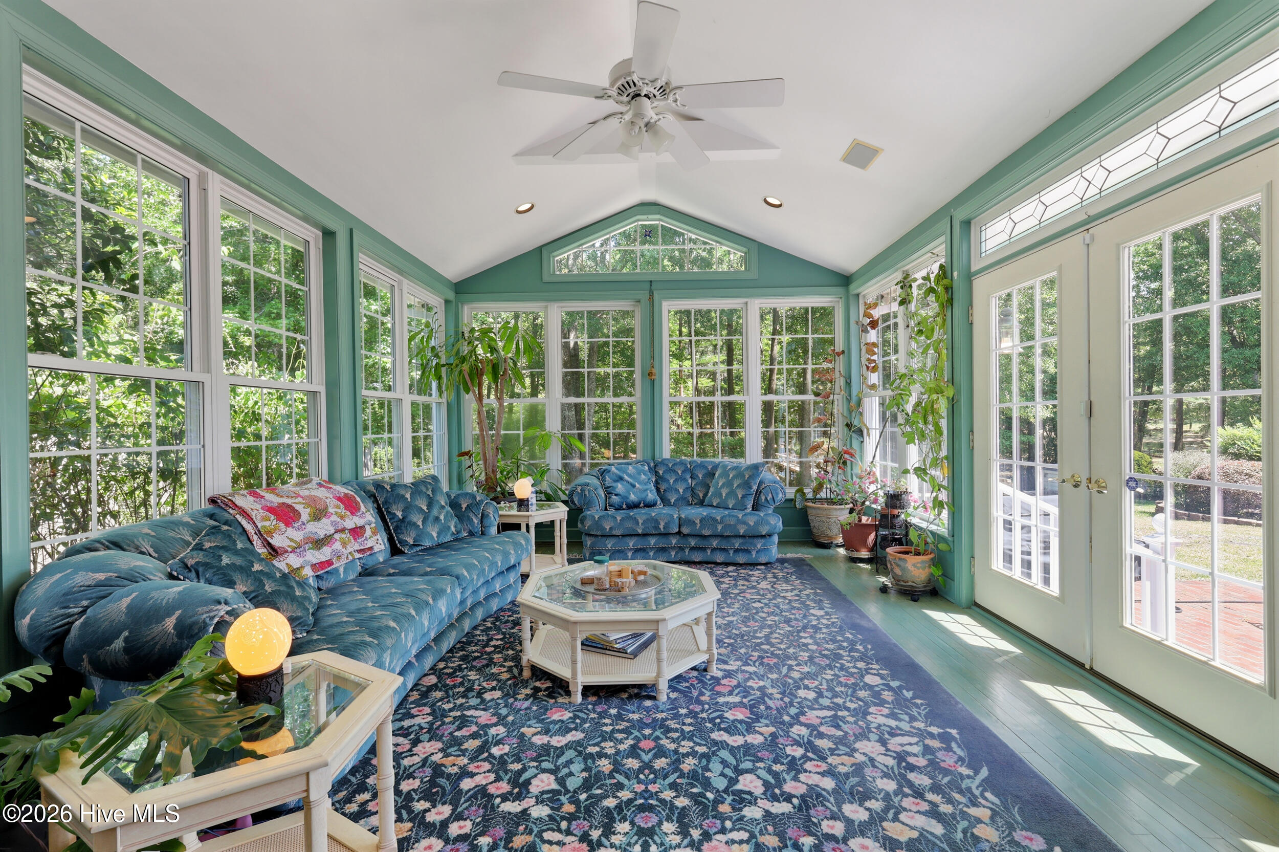 1422 Bexley Drive