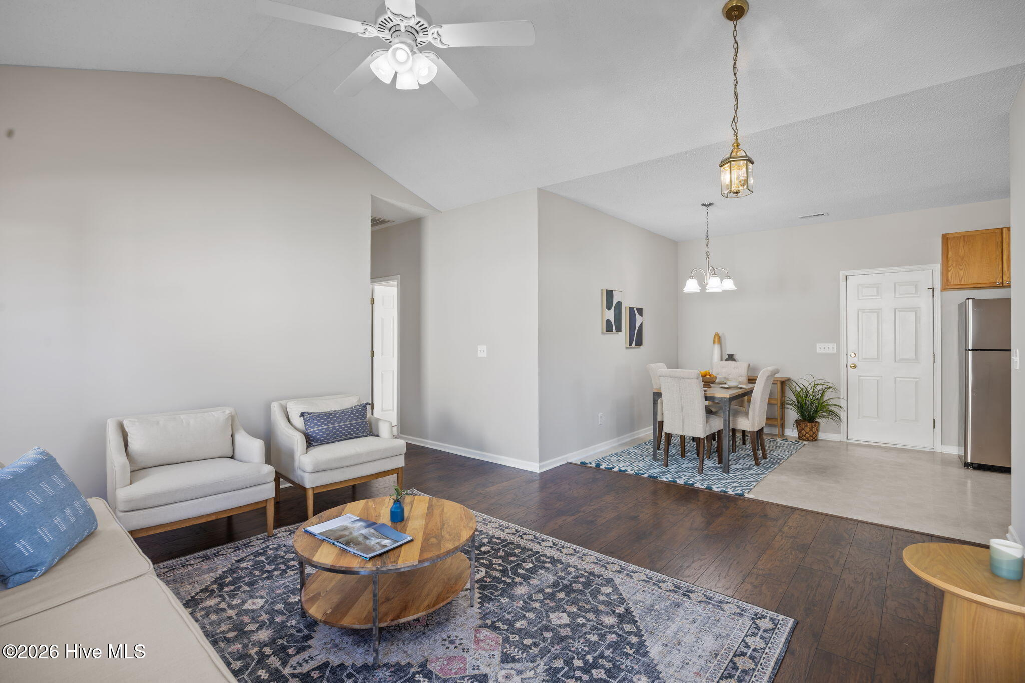 8602 Orchard Loop Road