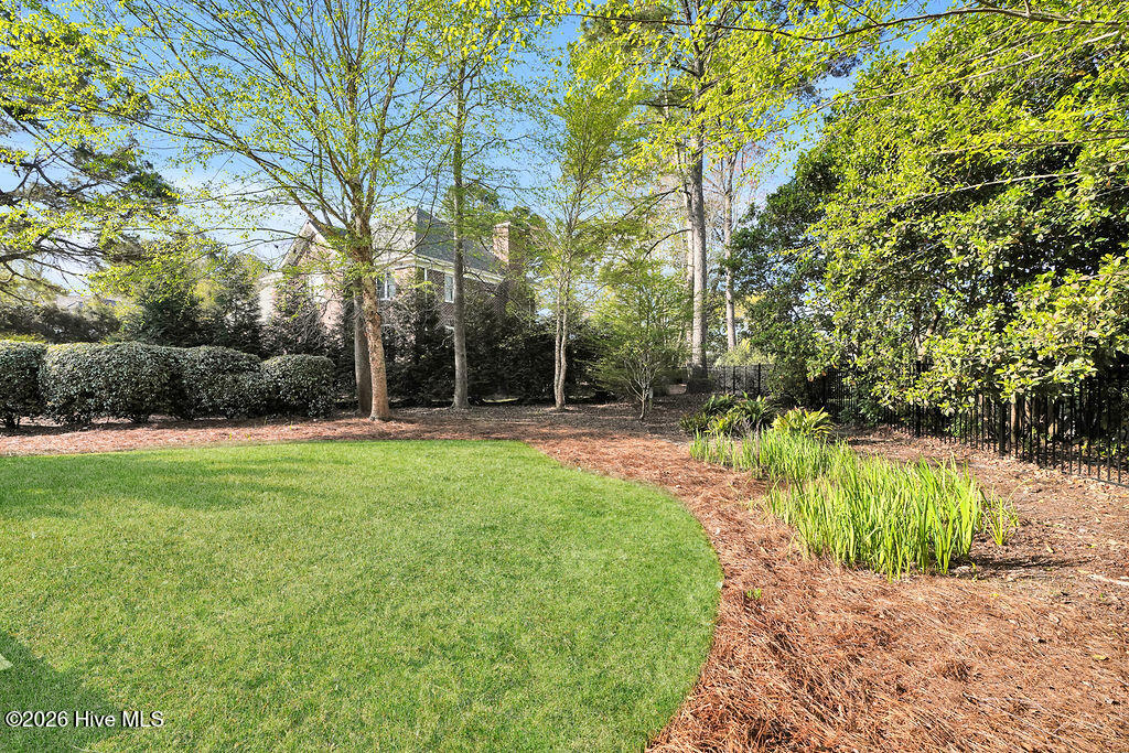 1818 Cross Staff Place