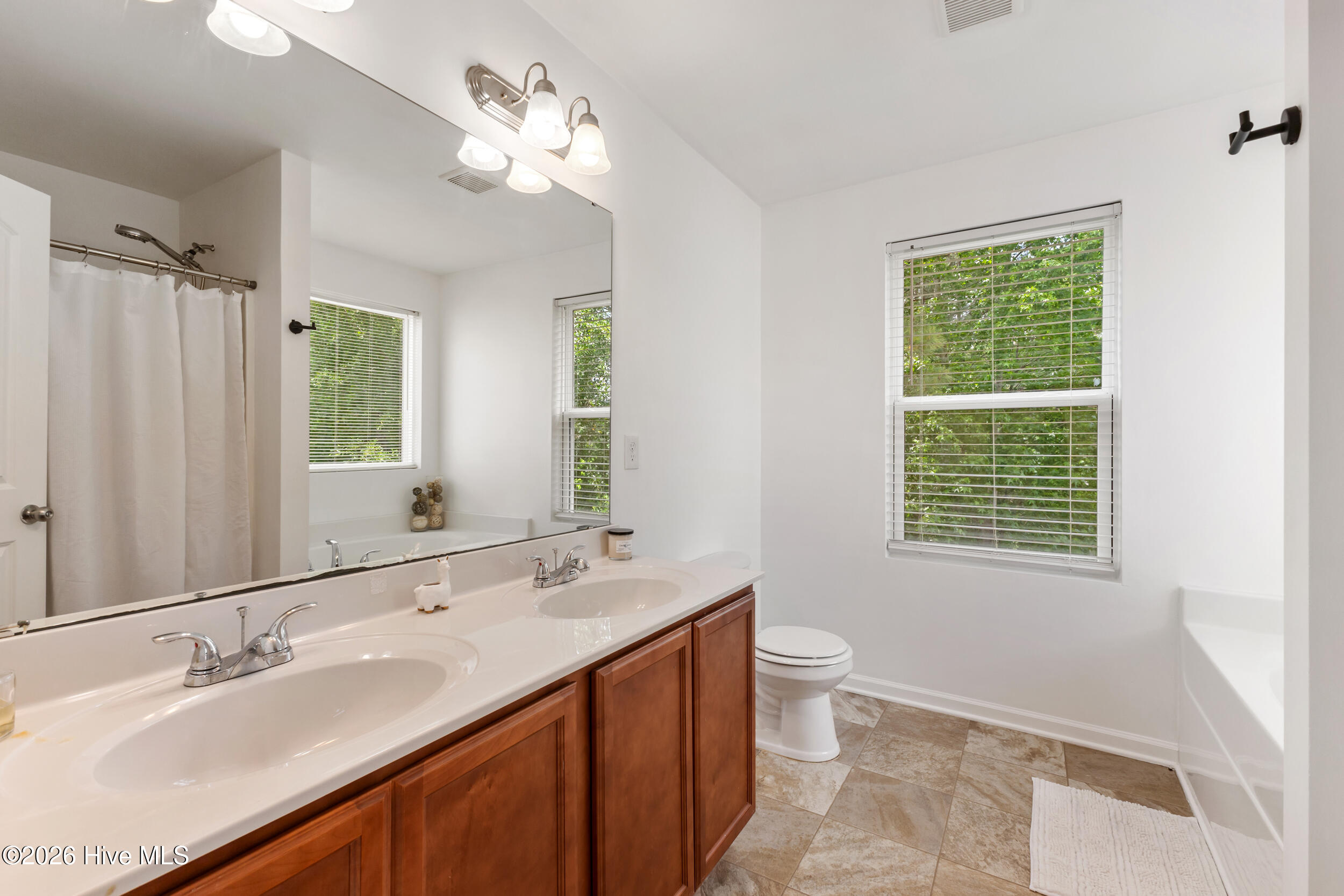 1042 Lake Norman Lane