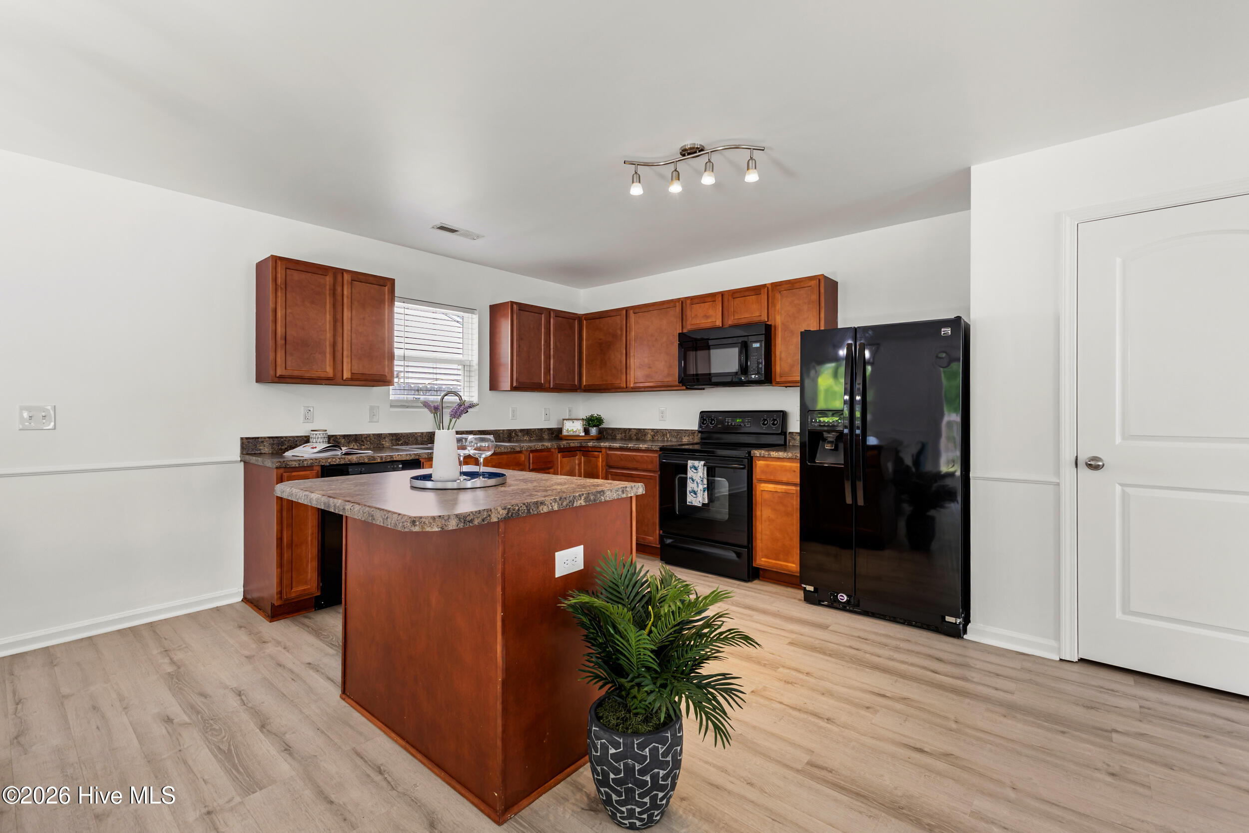 1042 Lake Norman Lane