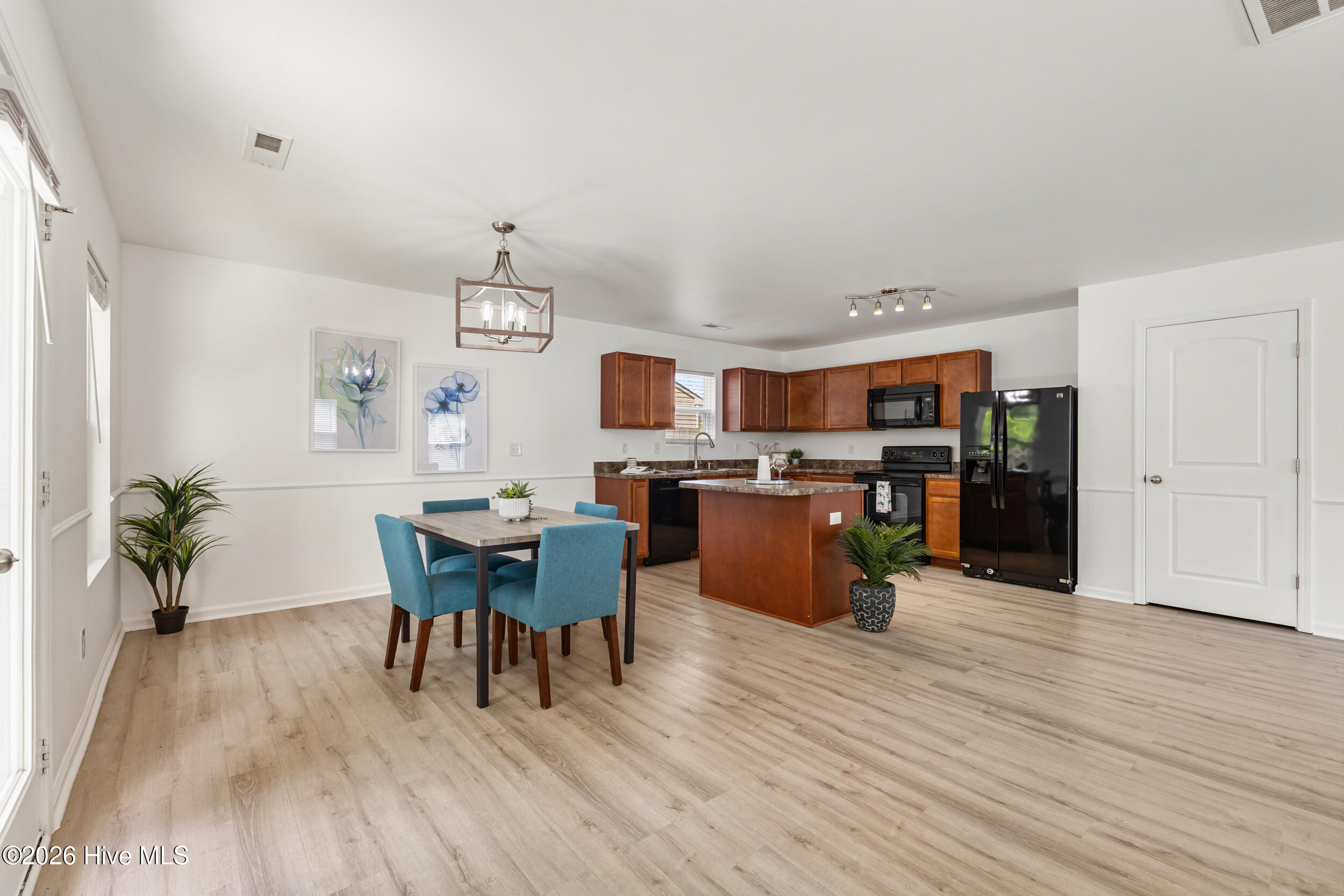 1042 Lake Norman Lane