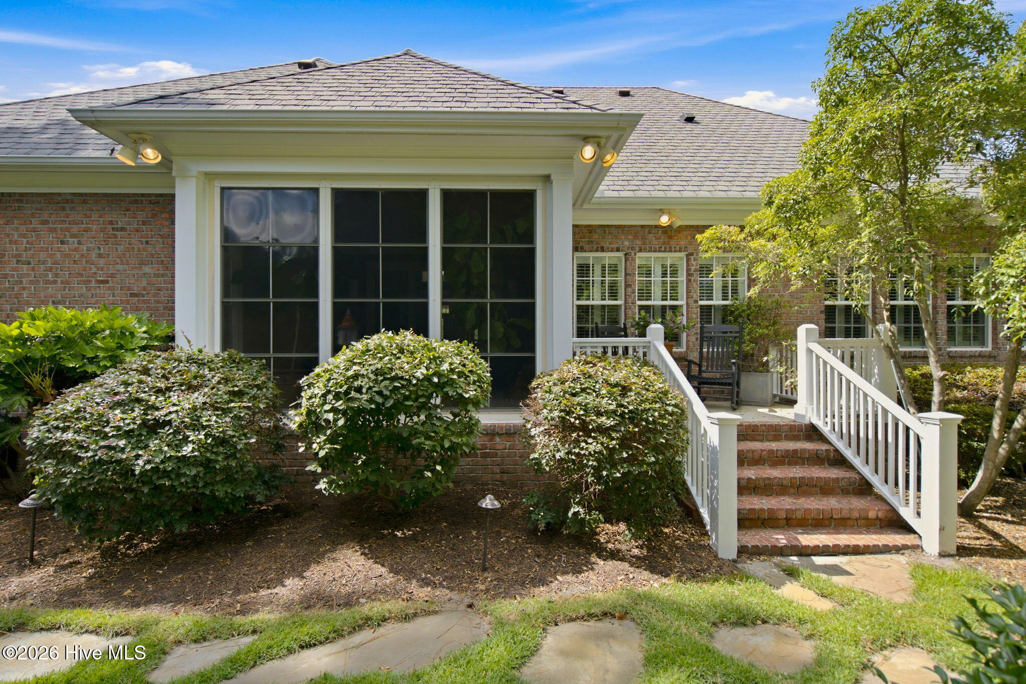 2118 Bay Colony Lane