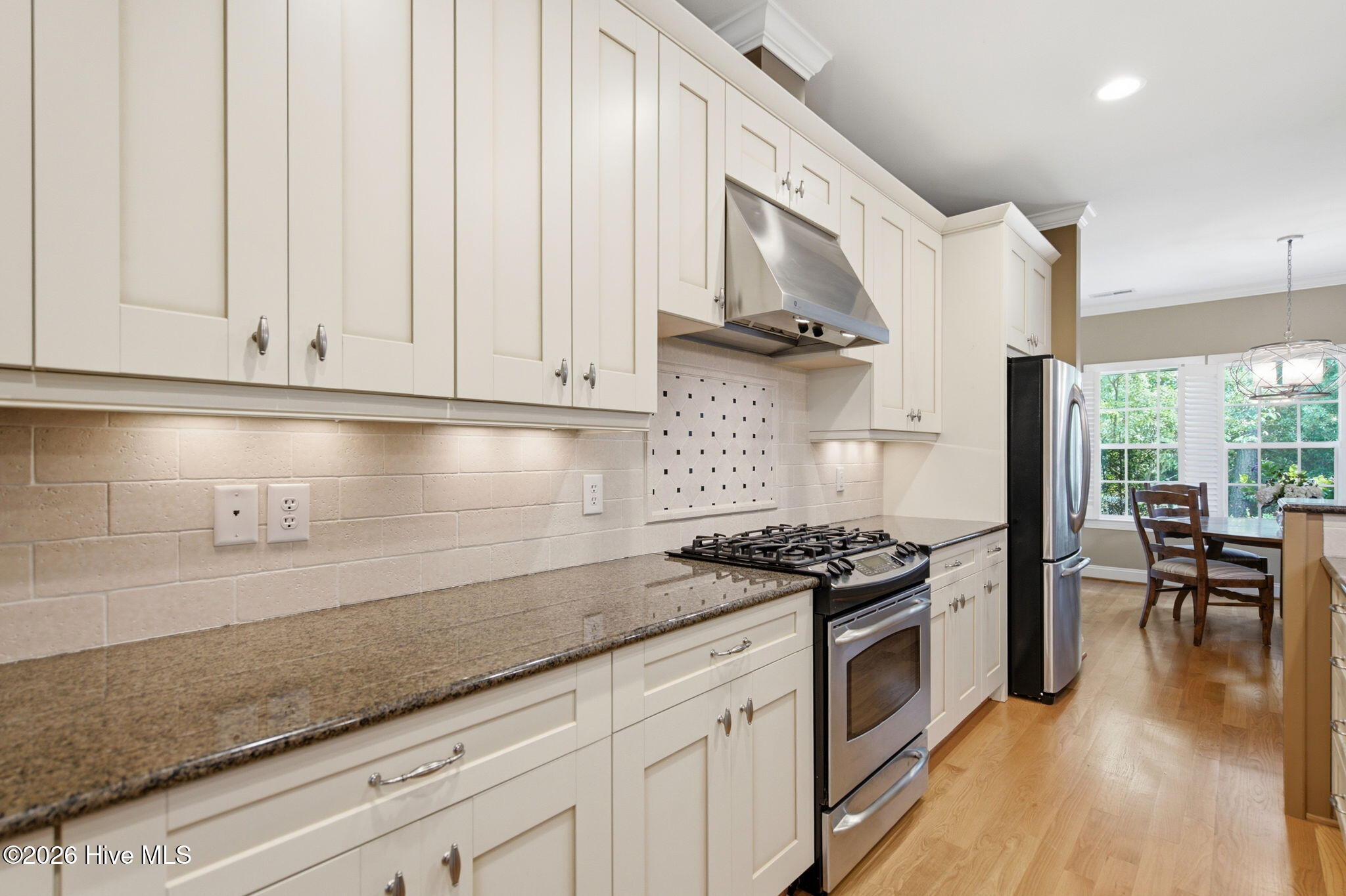 2118 Bay Colony Lane