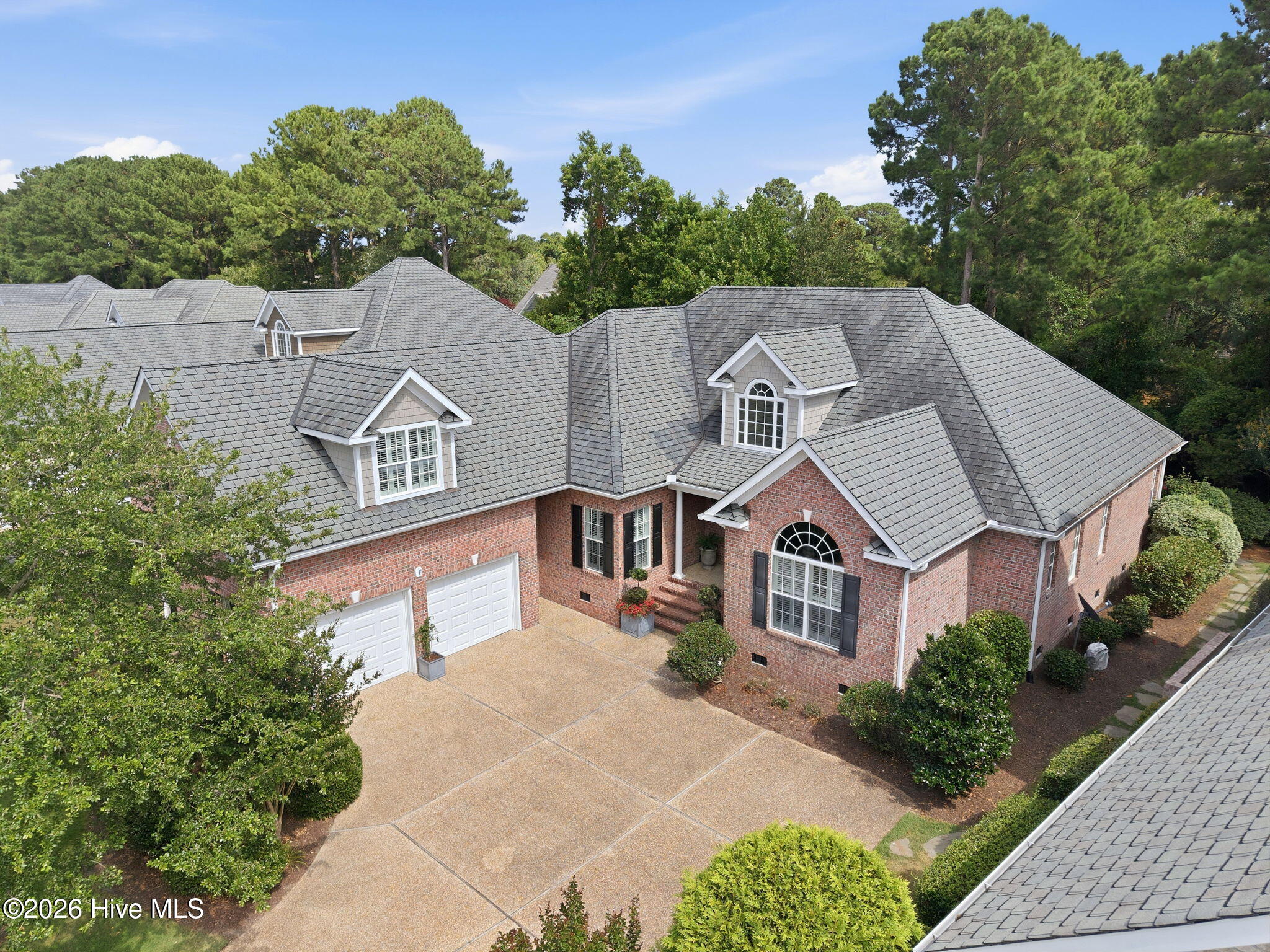 2118 Bay Colony Lane