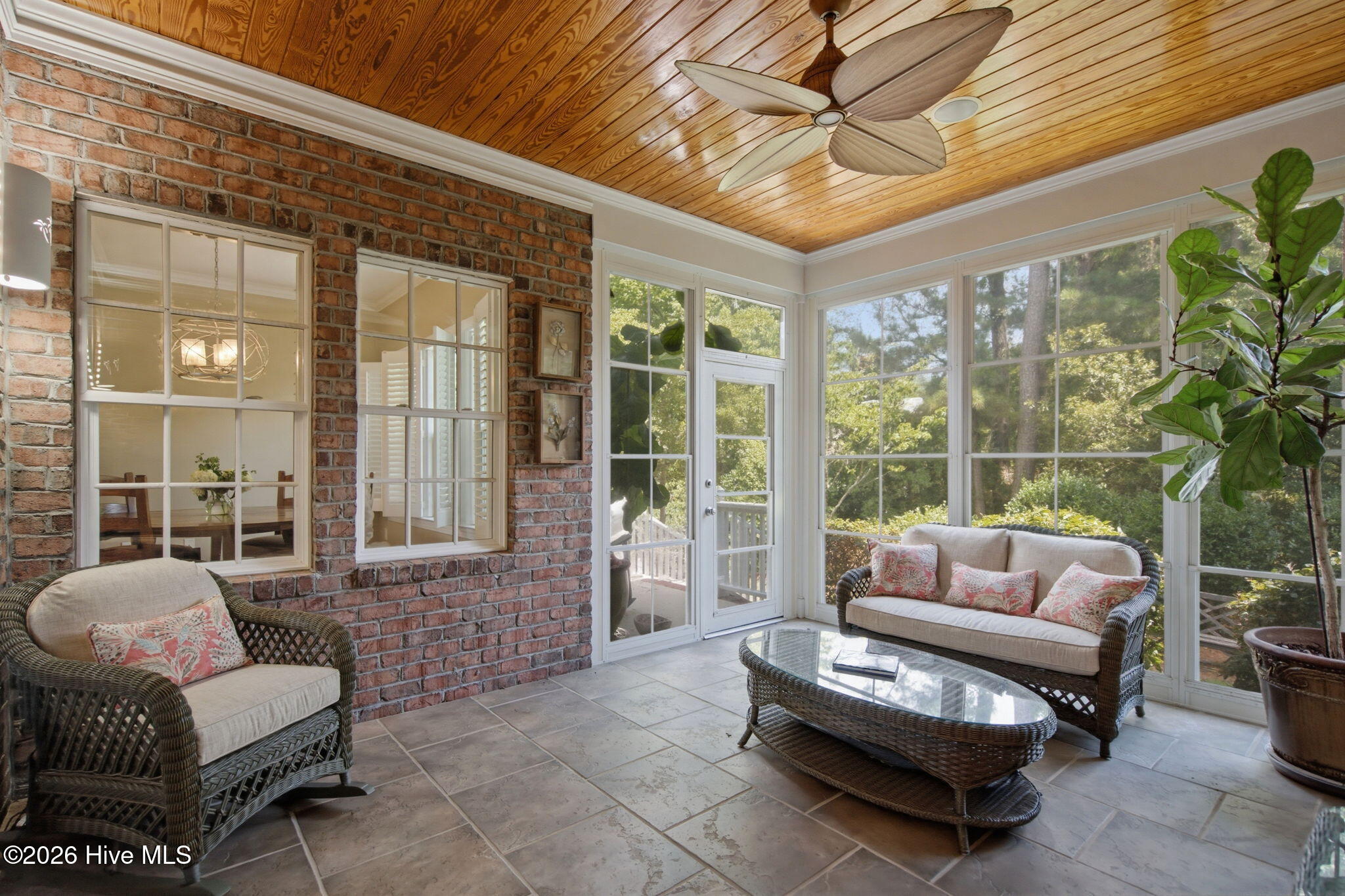 2118 Bay Colony Lane