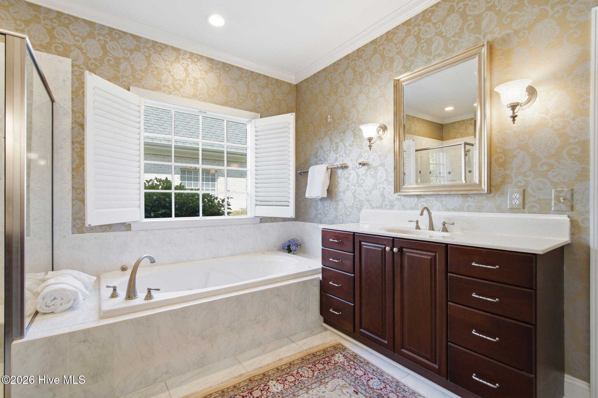 2118 Bay Colony Lane