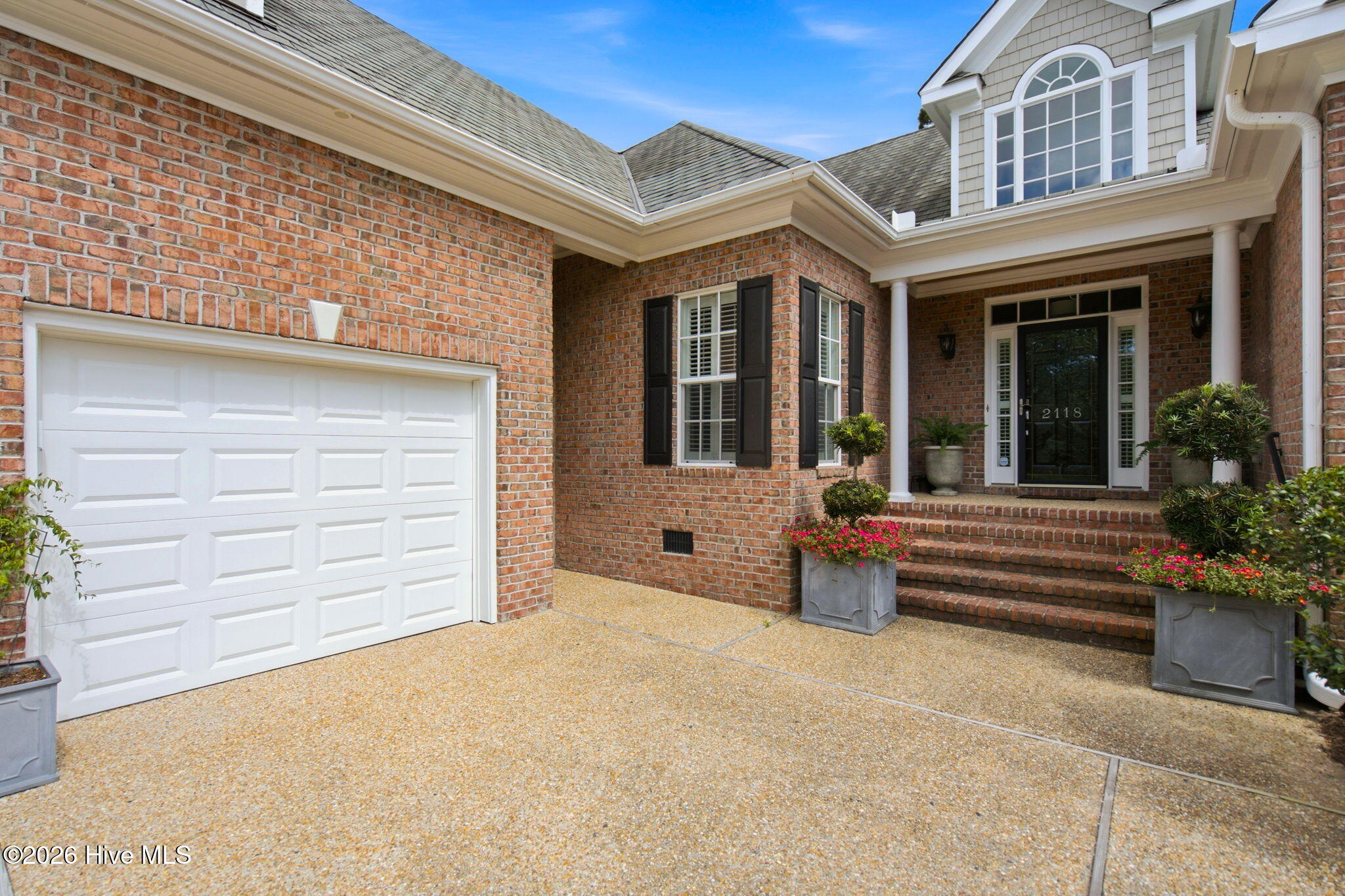 2118 Bay Colony Lane
