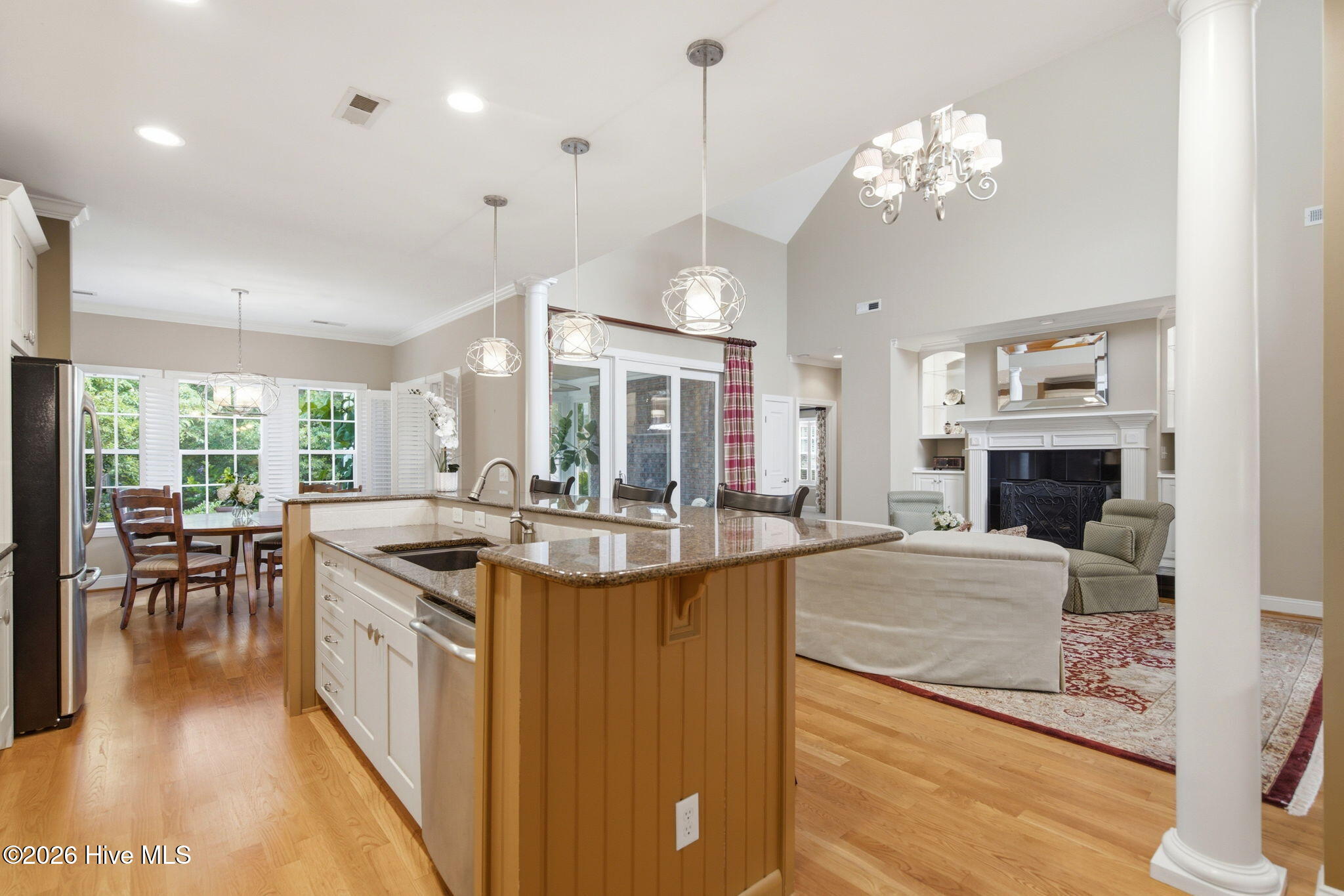 2118 Bay Colony Lane