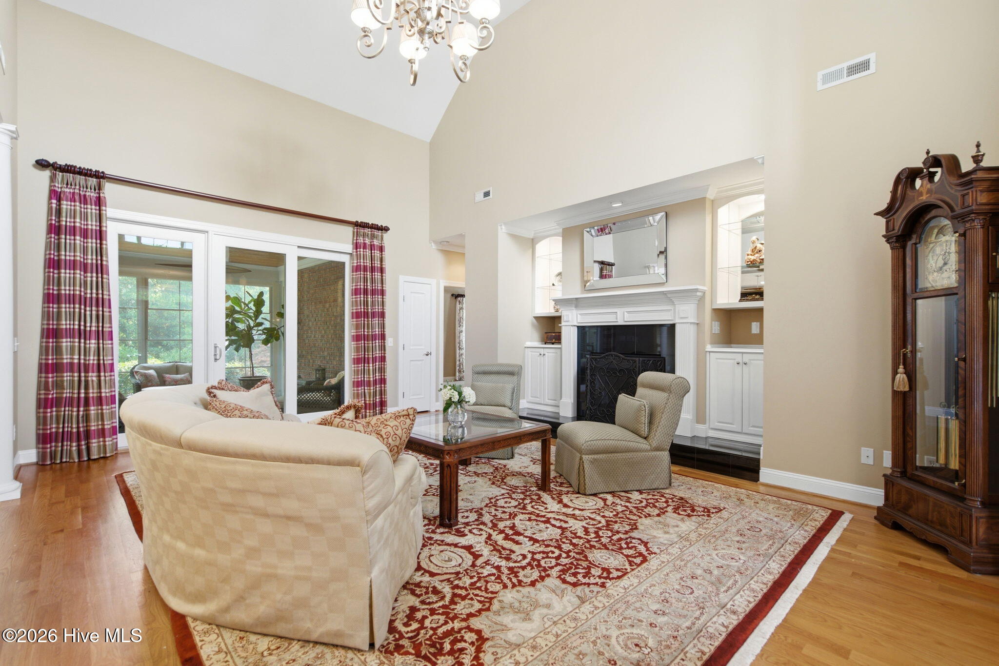 2118 Bay Colony Lane