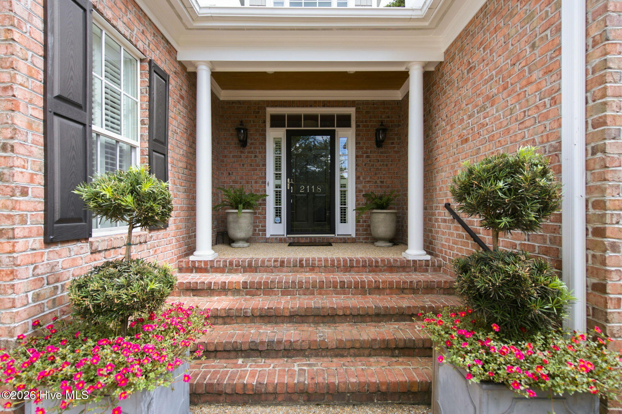 2118 Bay Colony Lane