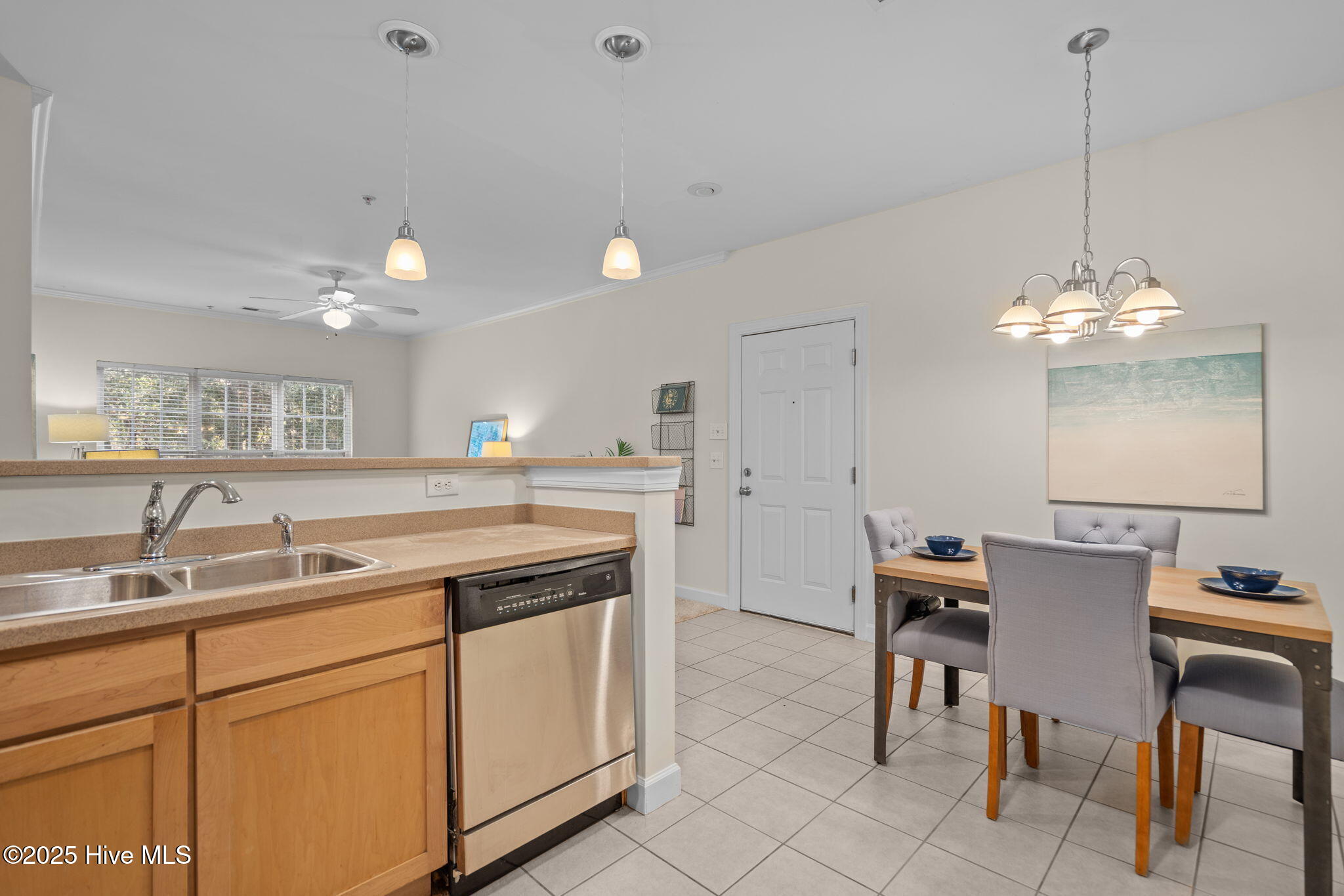 1505 Cadfel Court Unit 203