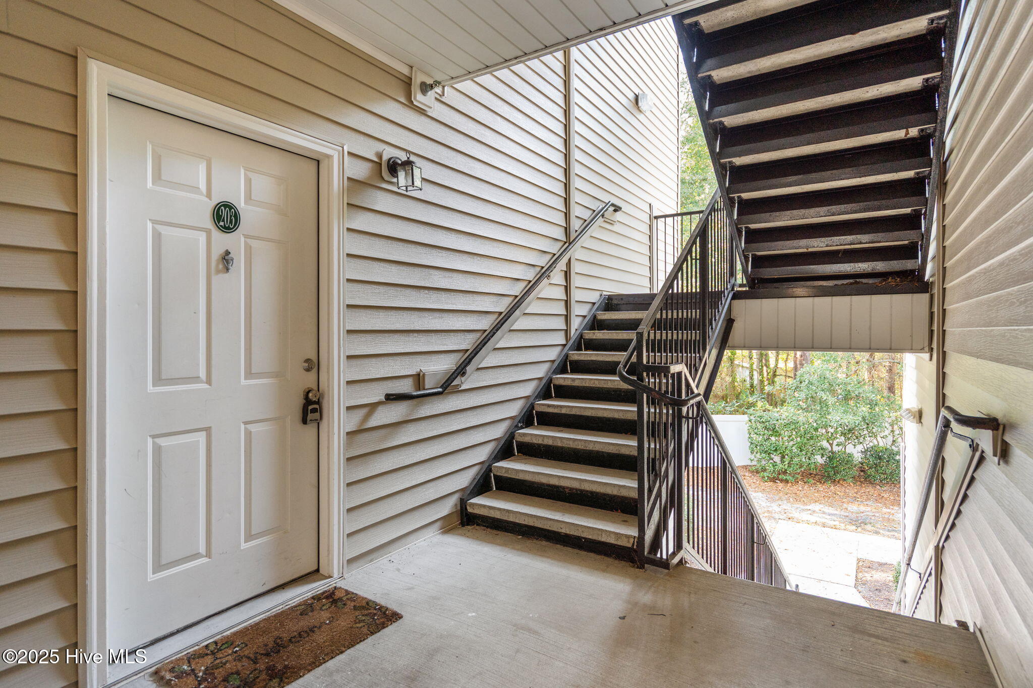 1505 Cadfel Court Unit 203