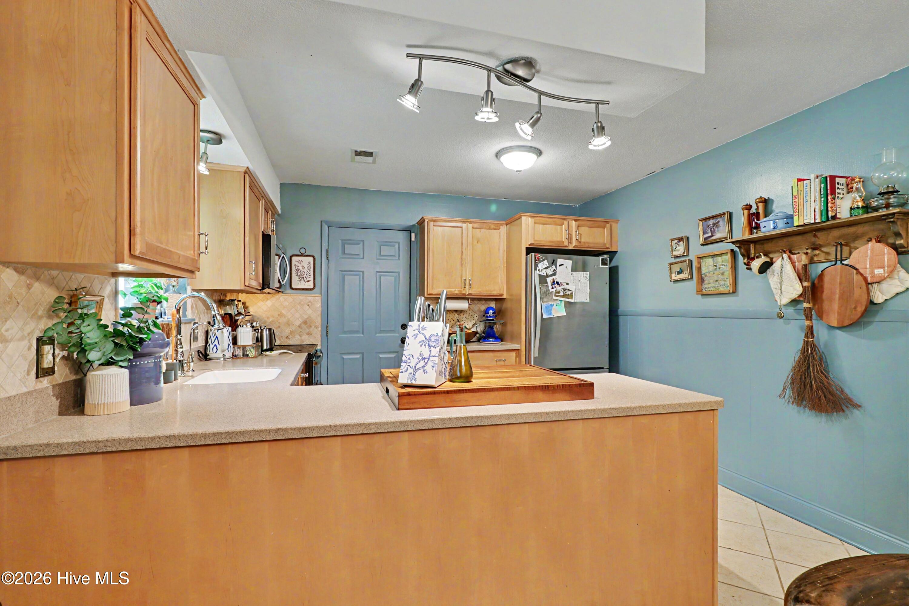 5850 Michelle Drive