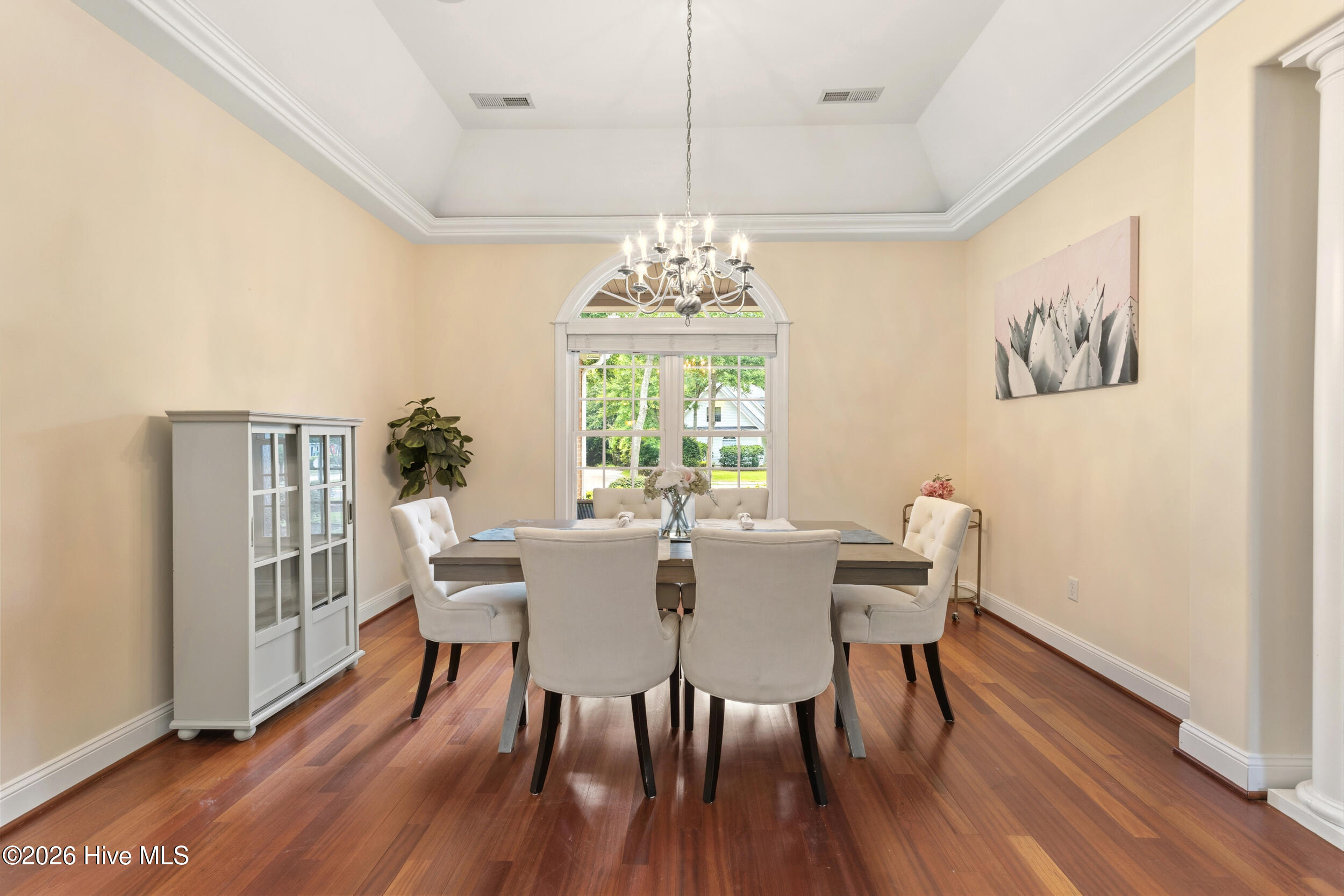 10233 Mariners Cove Court