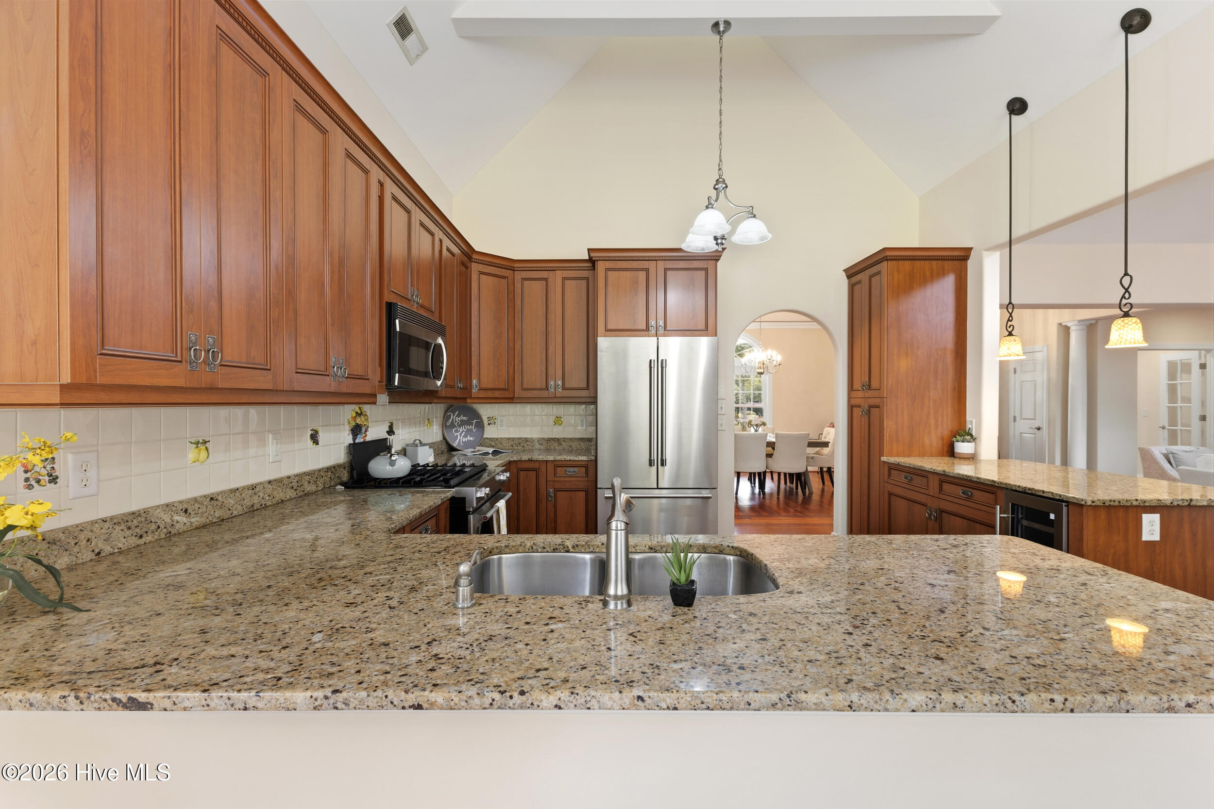 10233 Mariners Cove Court