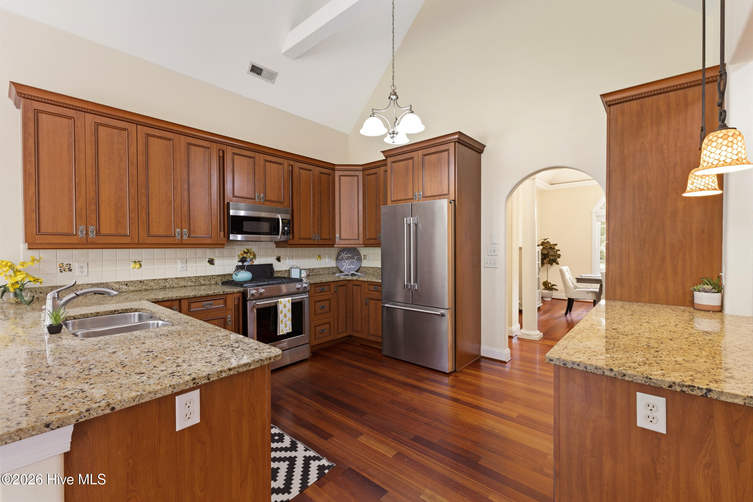 10233 Mariners Cove Court
