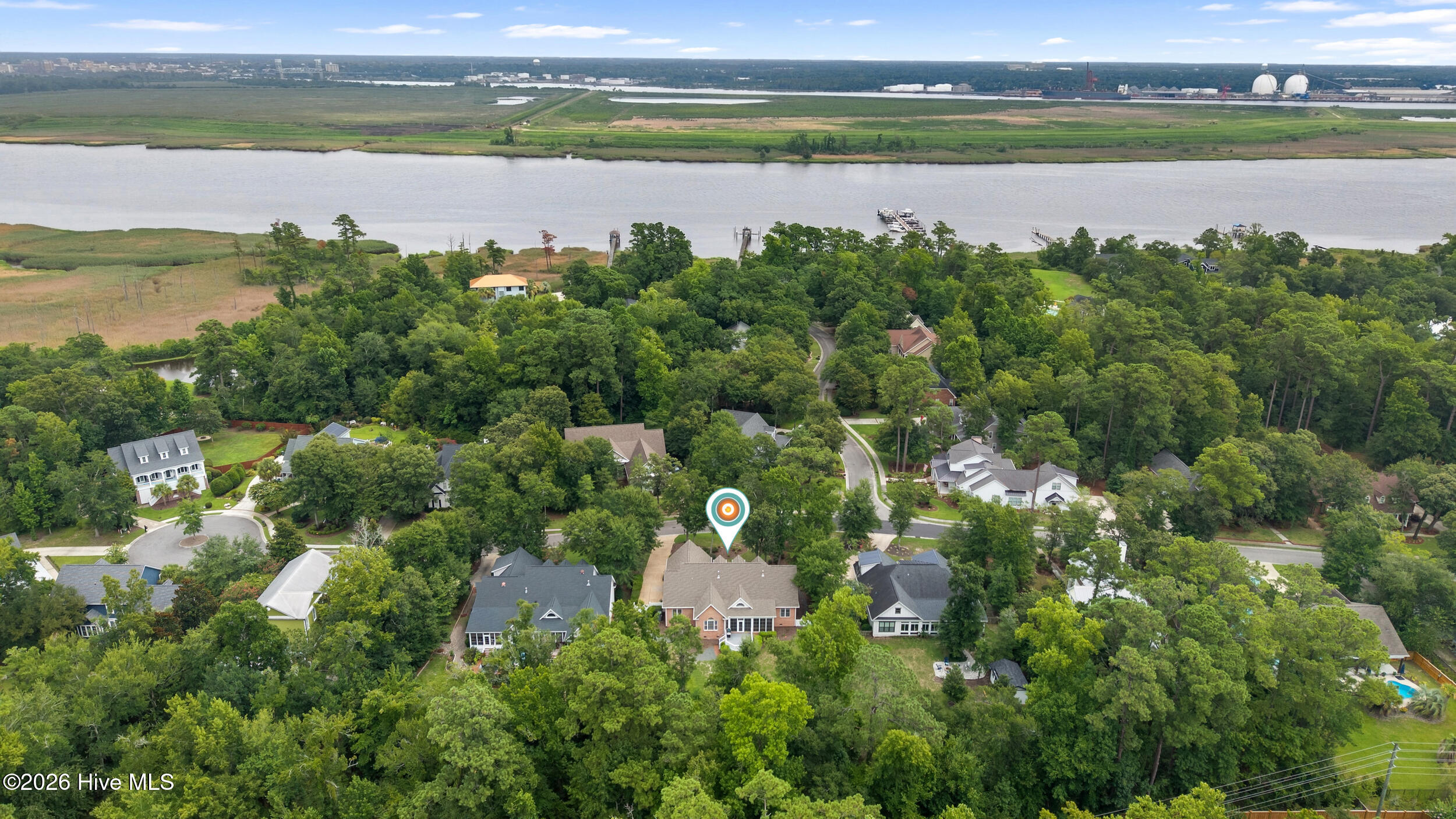 10233 Mariners Cove Court