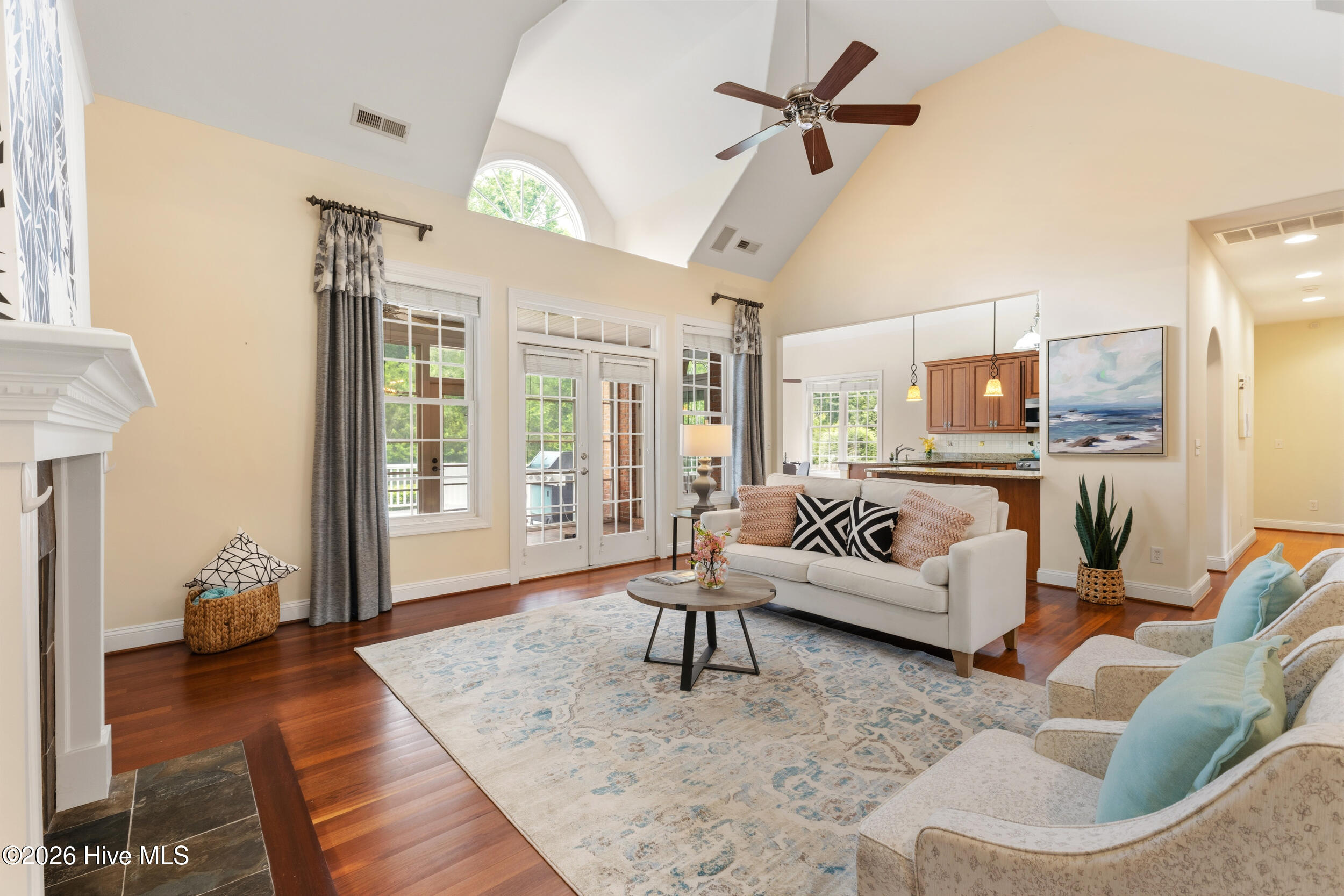 10233 Mariners Cove Court