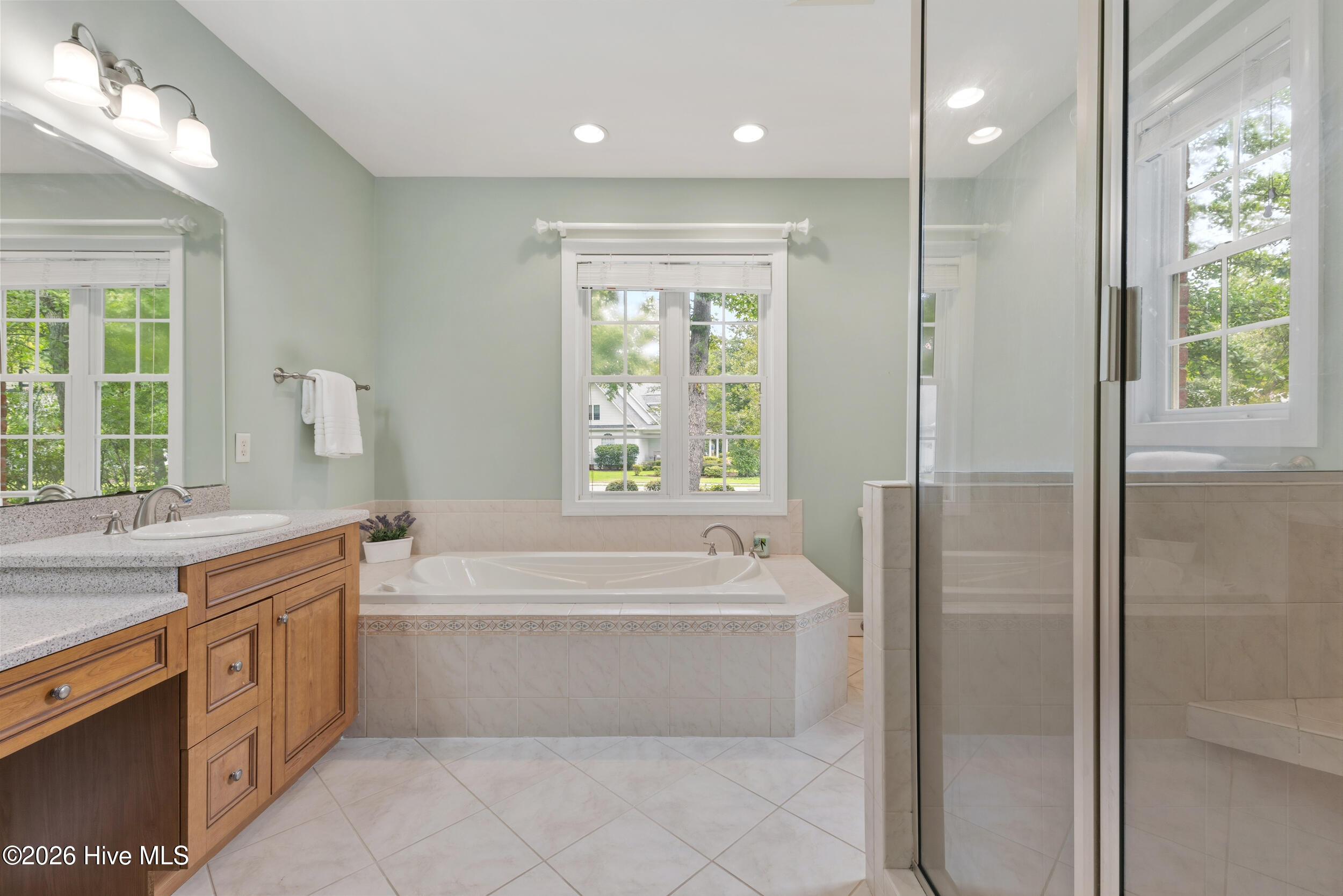 10233 Mariners Cove Court