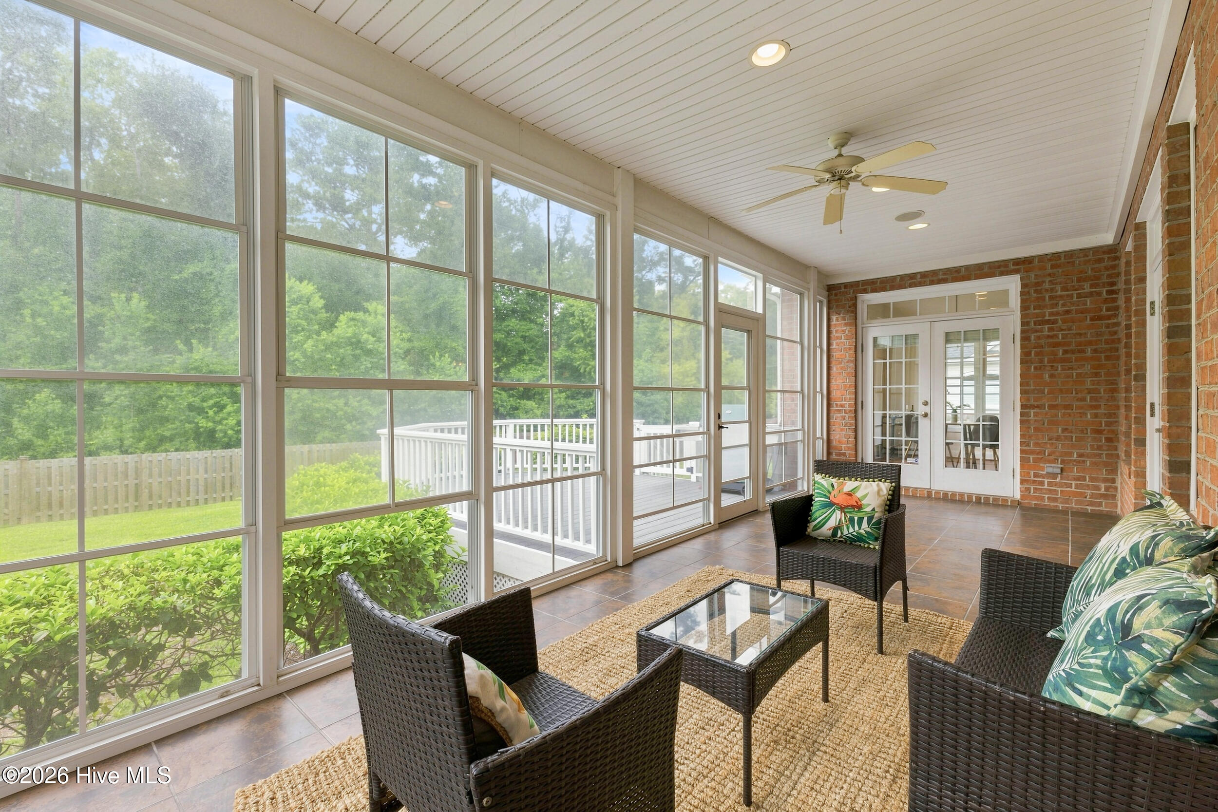10233 Mariners Cove Court