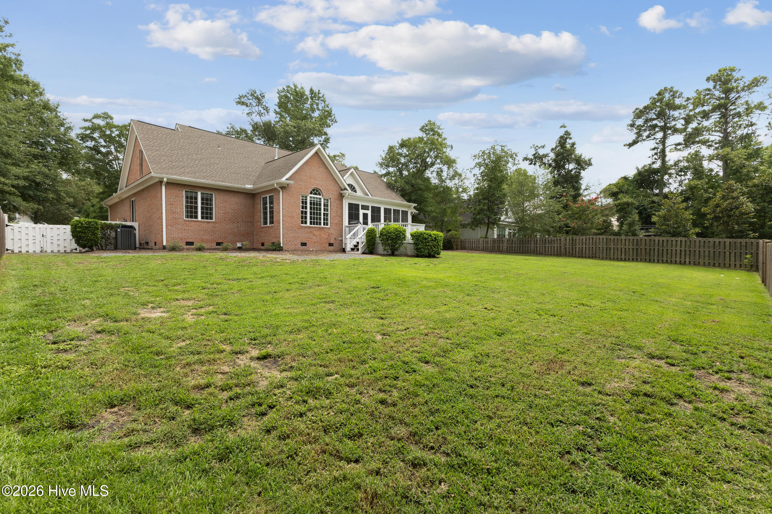 10233 Mariners Cove Court
