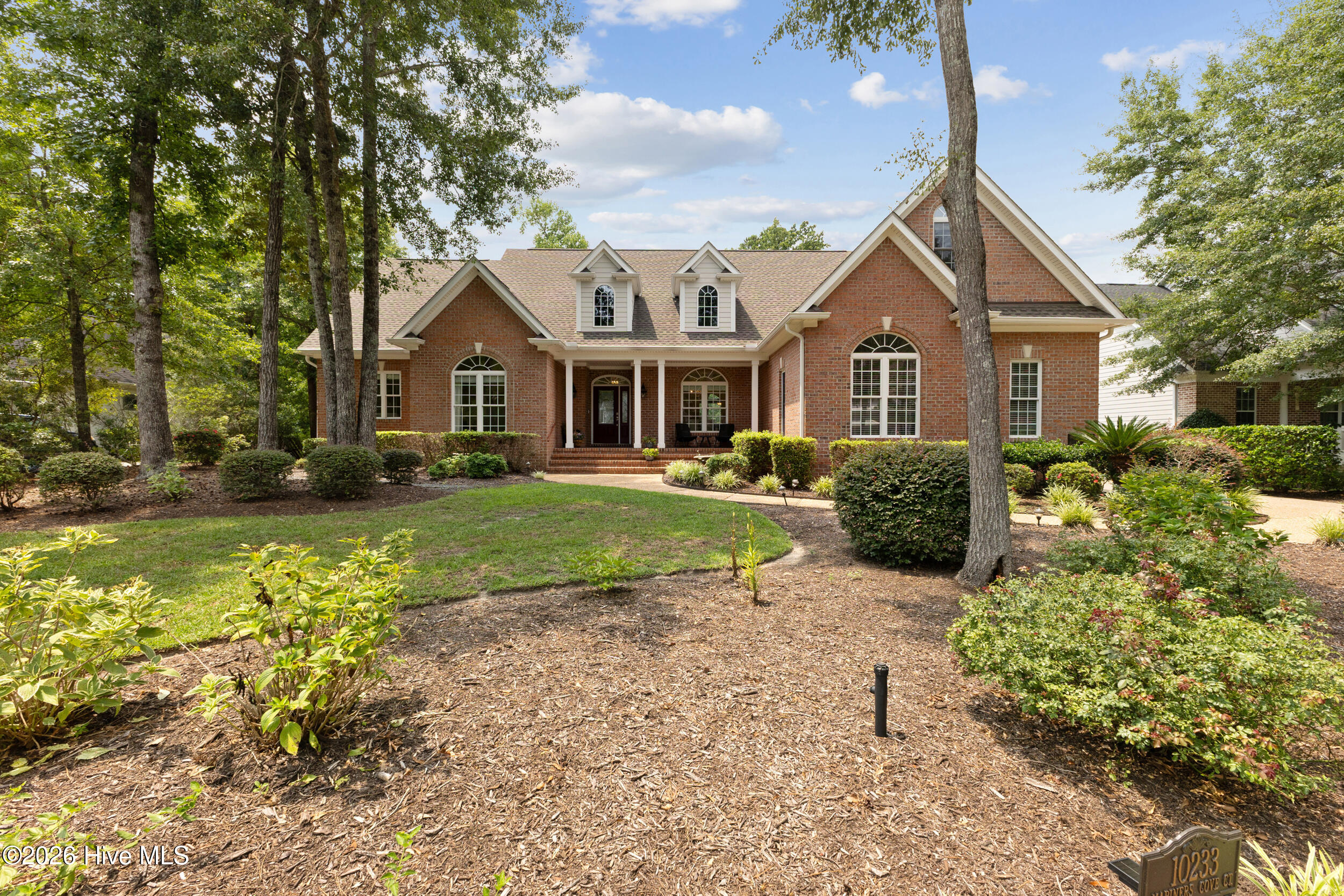 10233 Mariners Cove Court