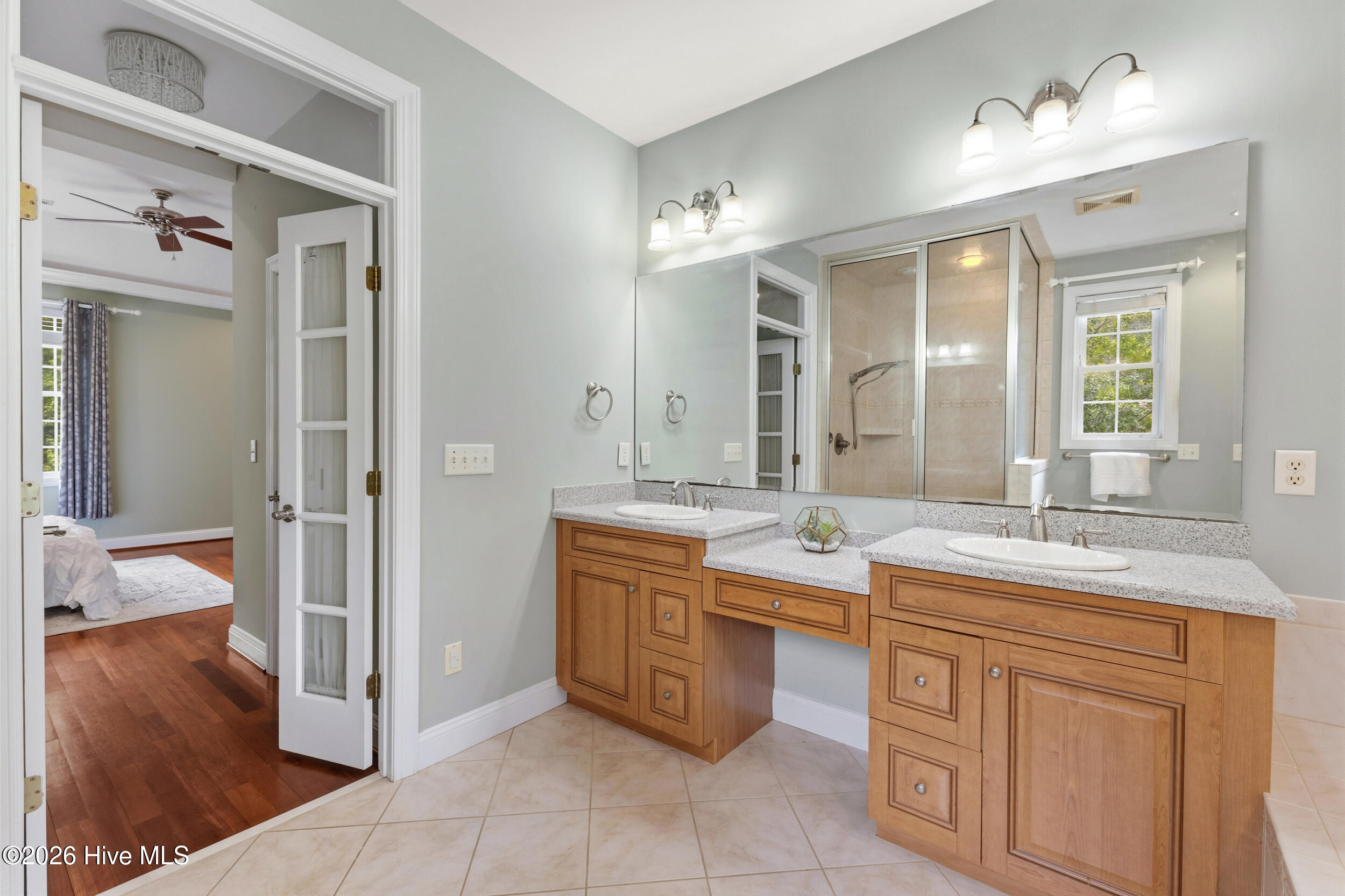 10233 Mariners Cove Court