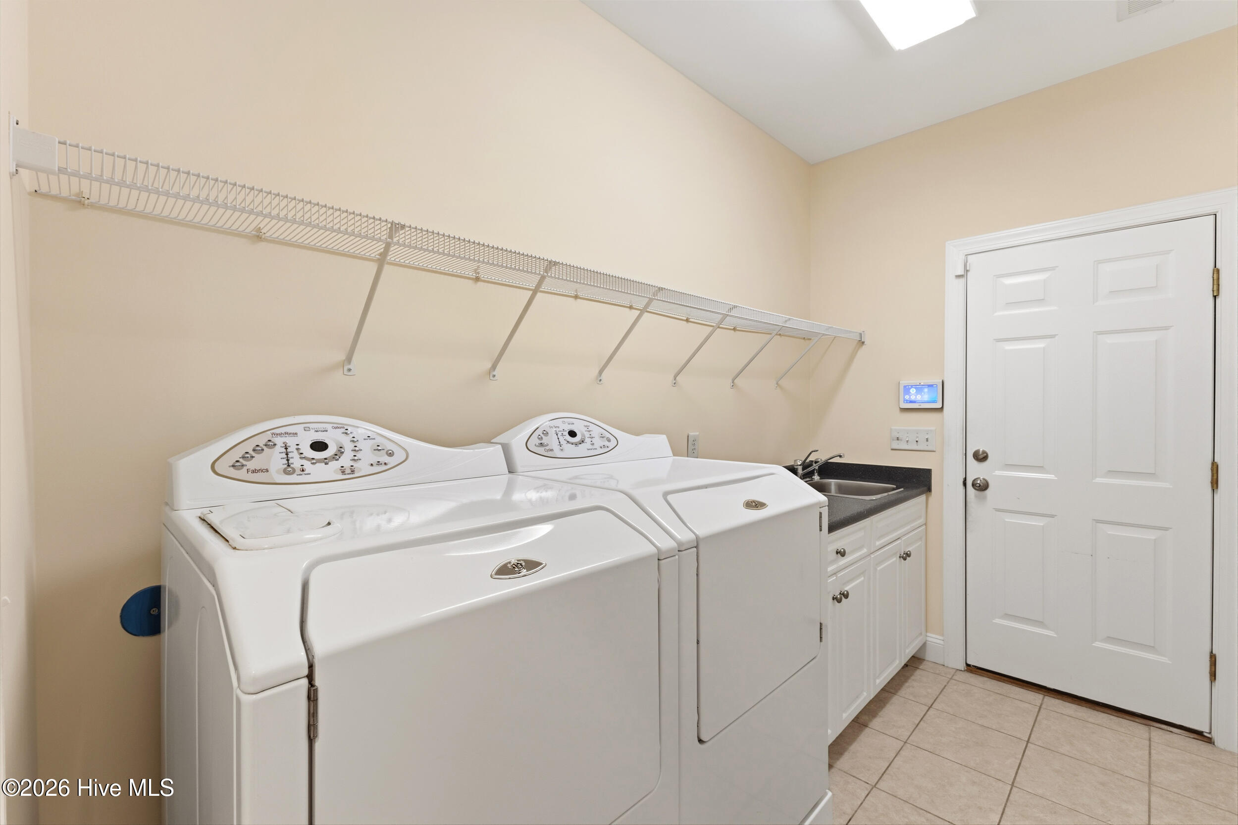10233 Mariners Cove Court