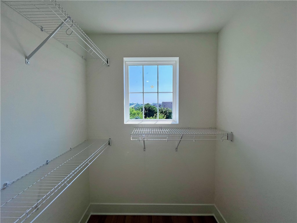 1485 SE Superior Lane