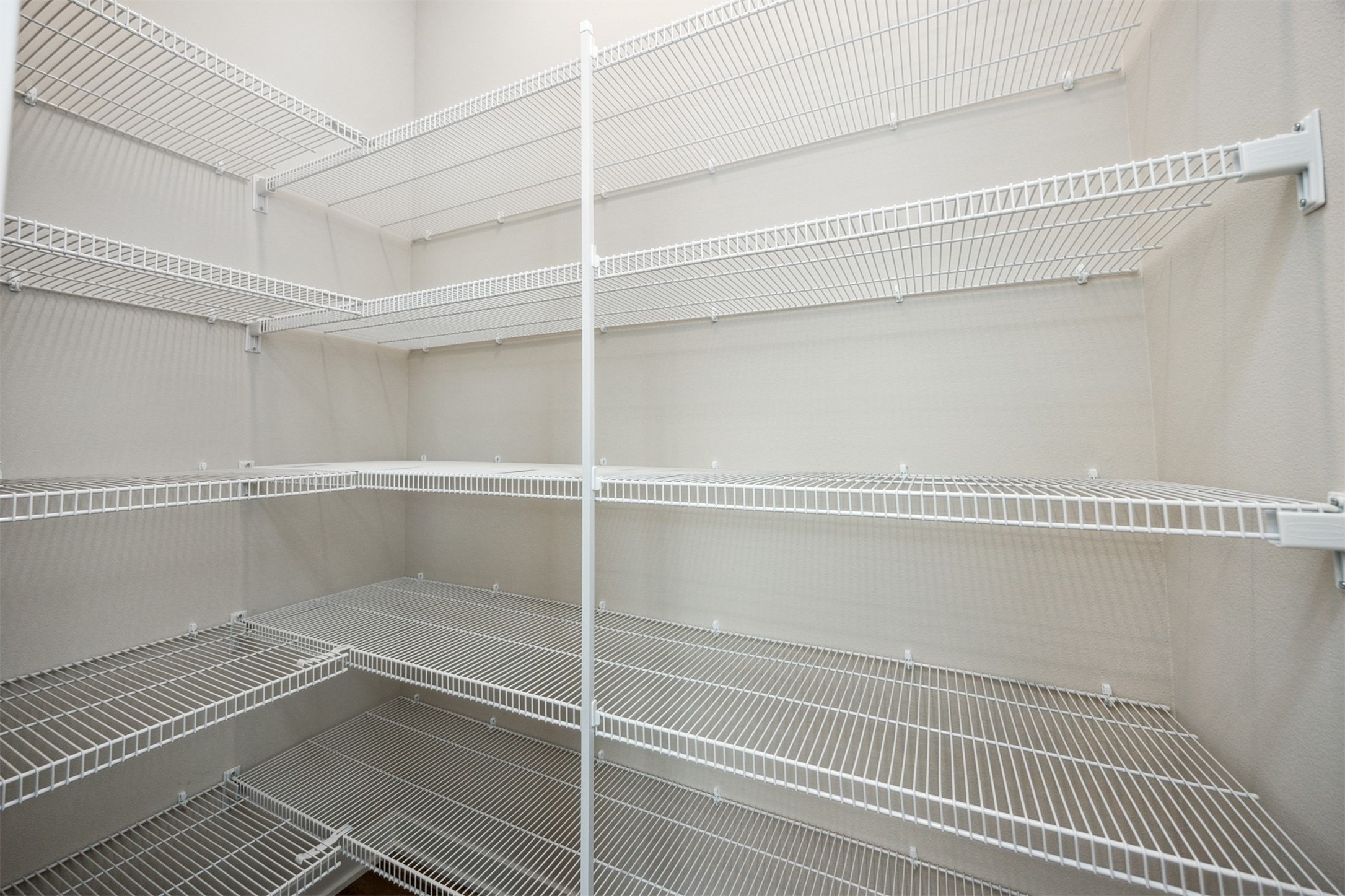 1077 NW Yorktown Drive