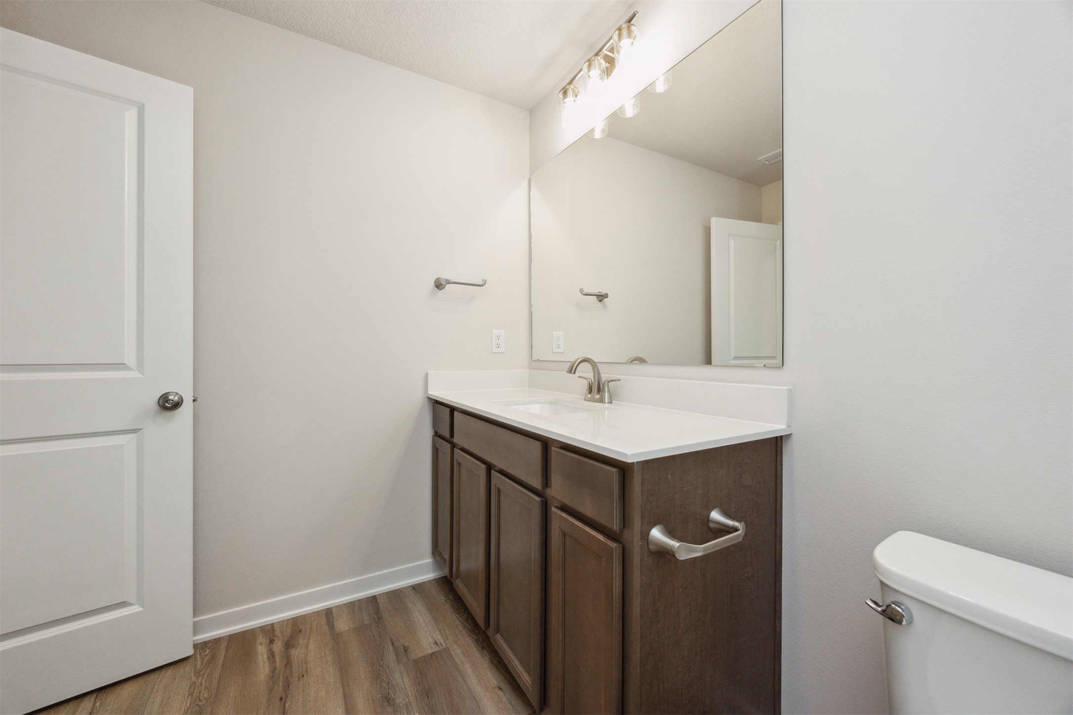 1077 NW Yorktown Drive