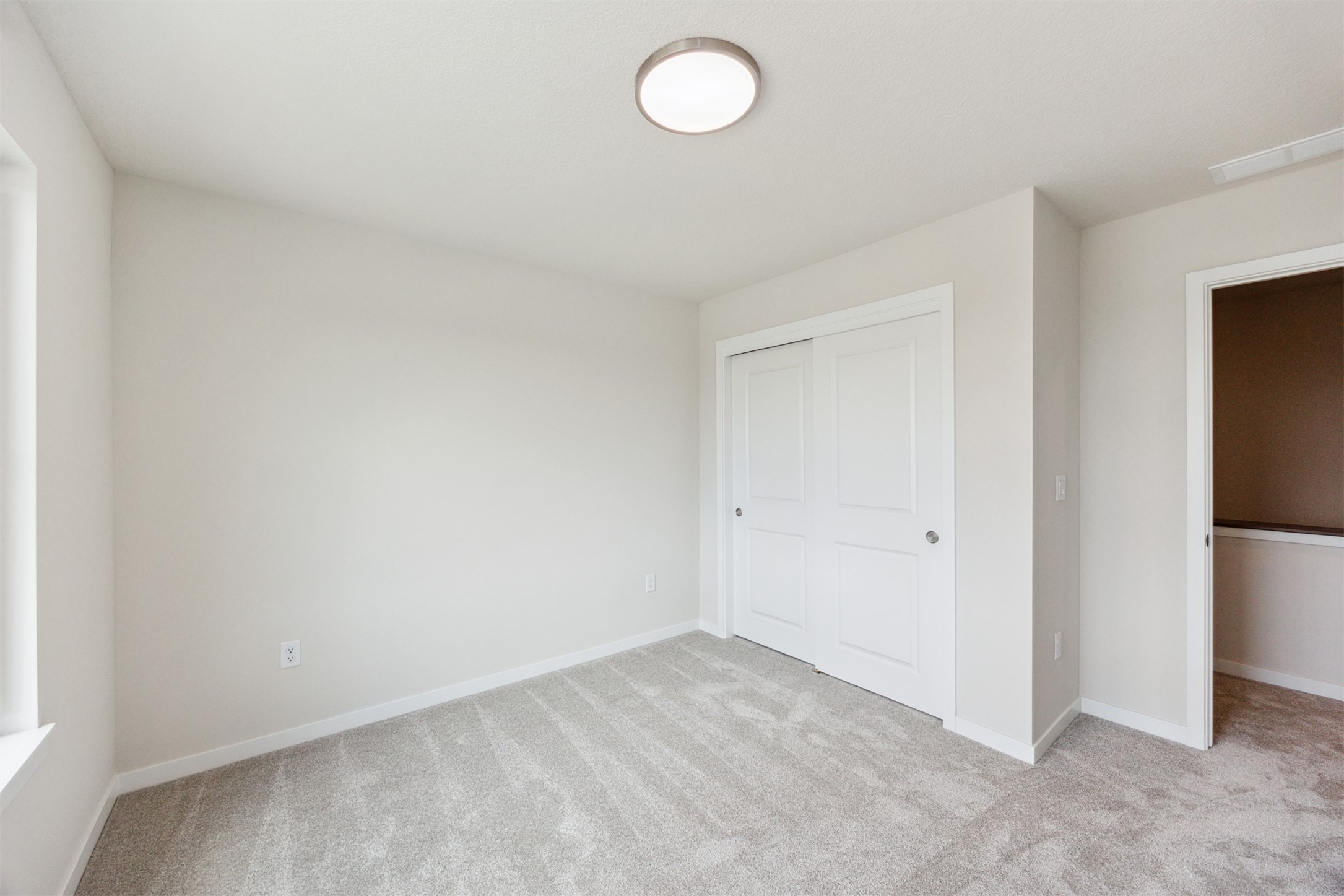 1077 NW Yorktown Drive