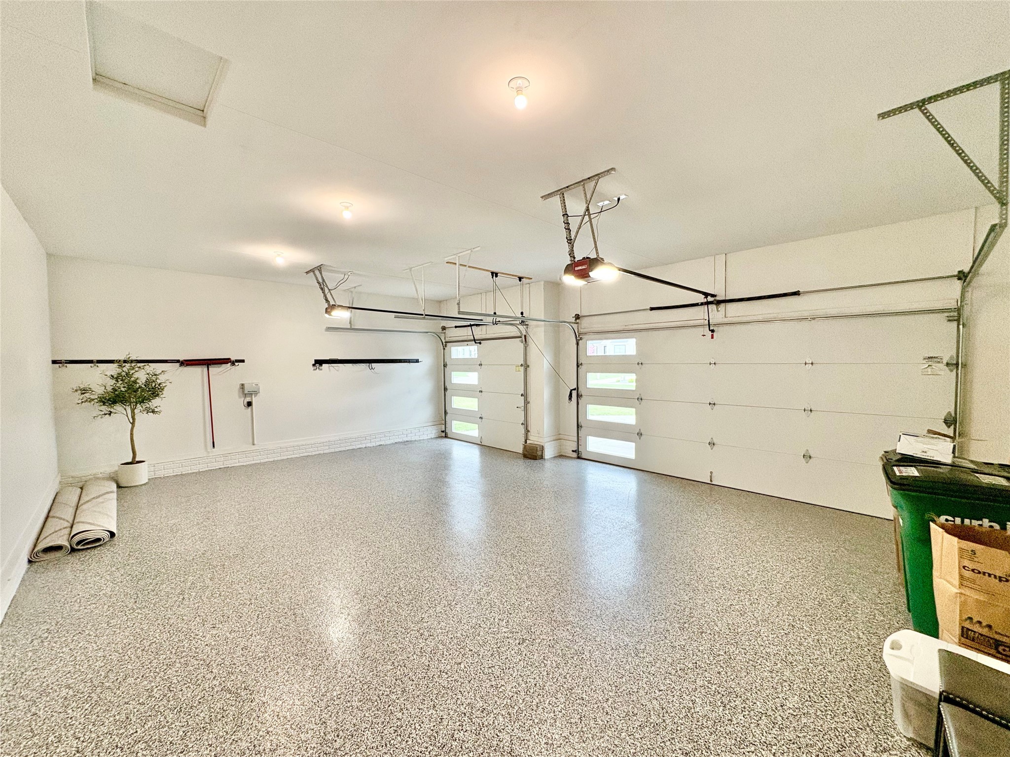 17595 Aurora Drive