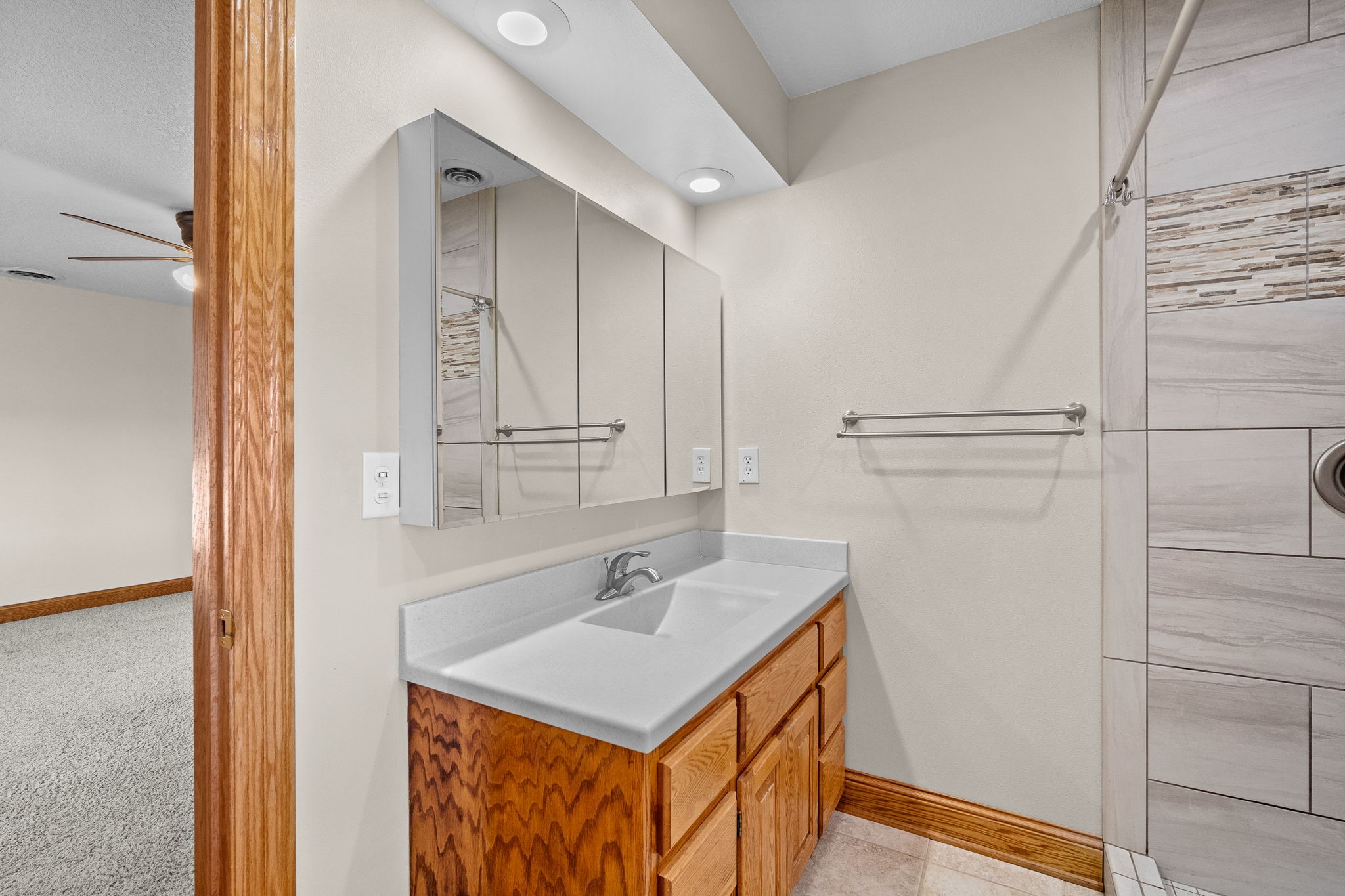 16072 County Road R45 Highway