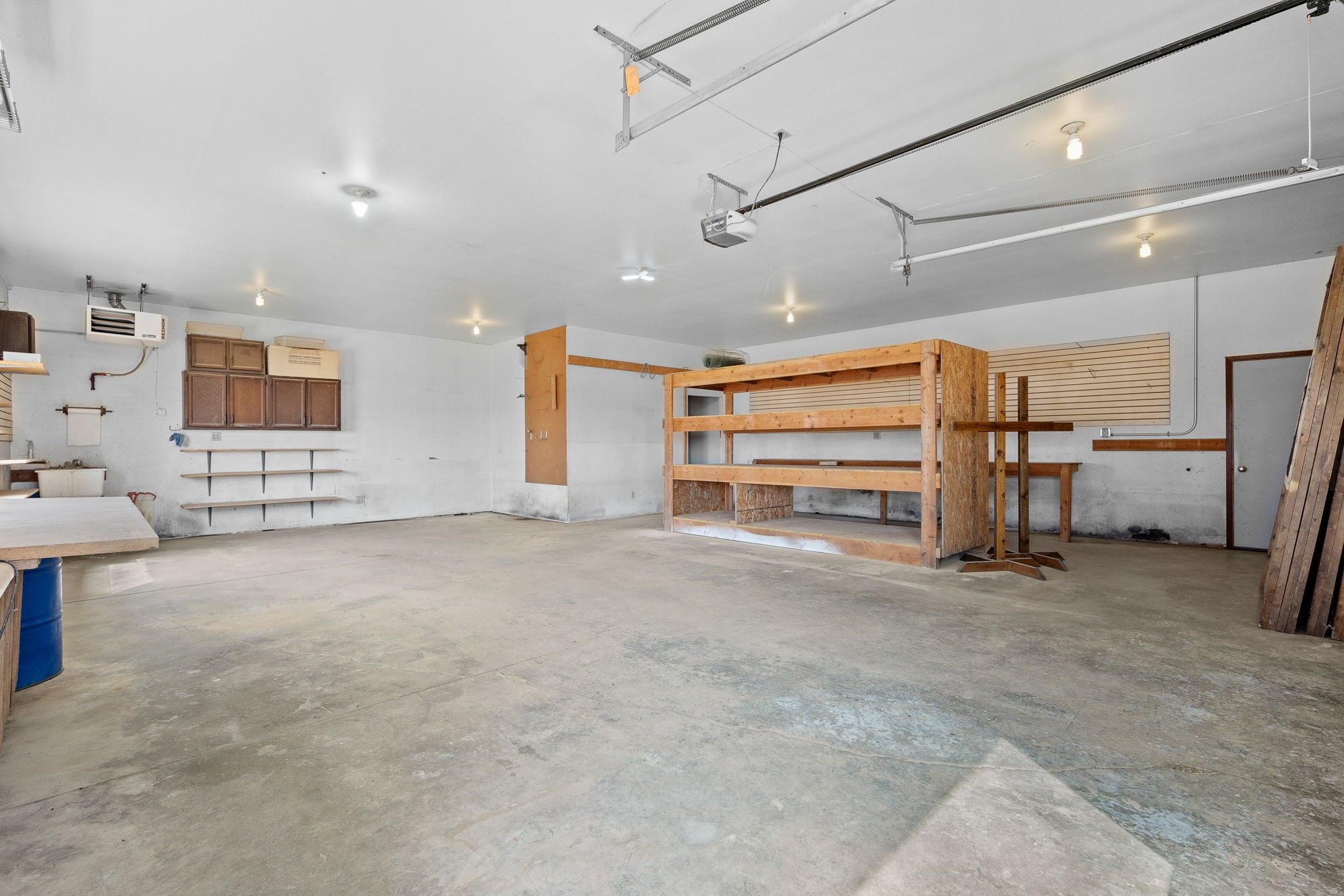 16072 County Road R45 Highway