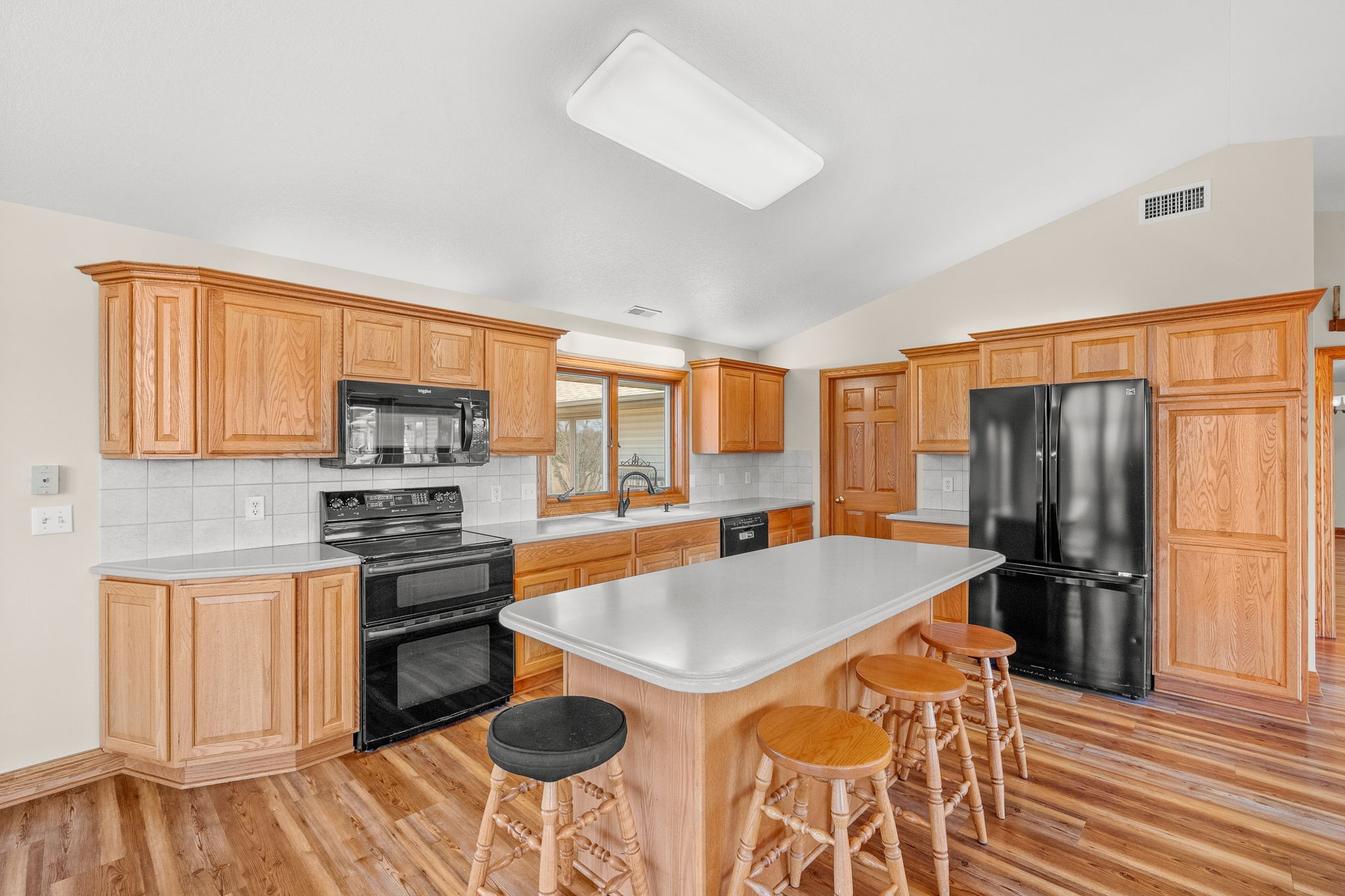 16072 County Road R45 Highway