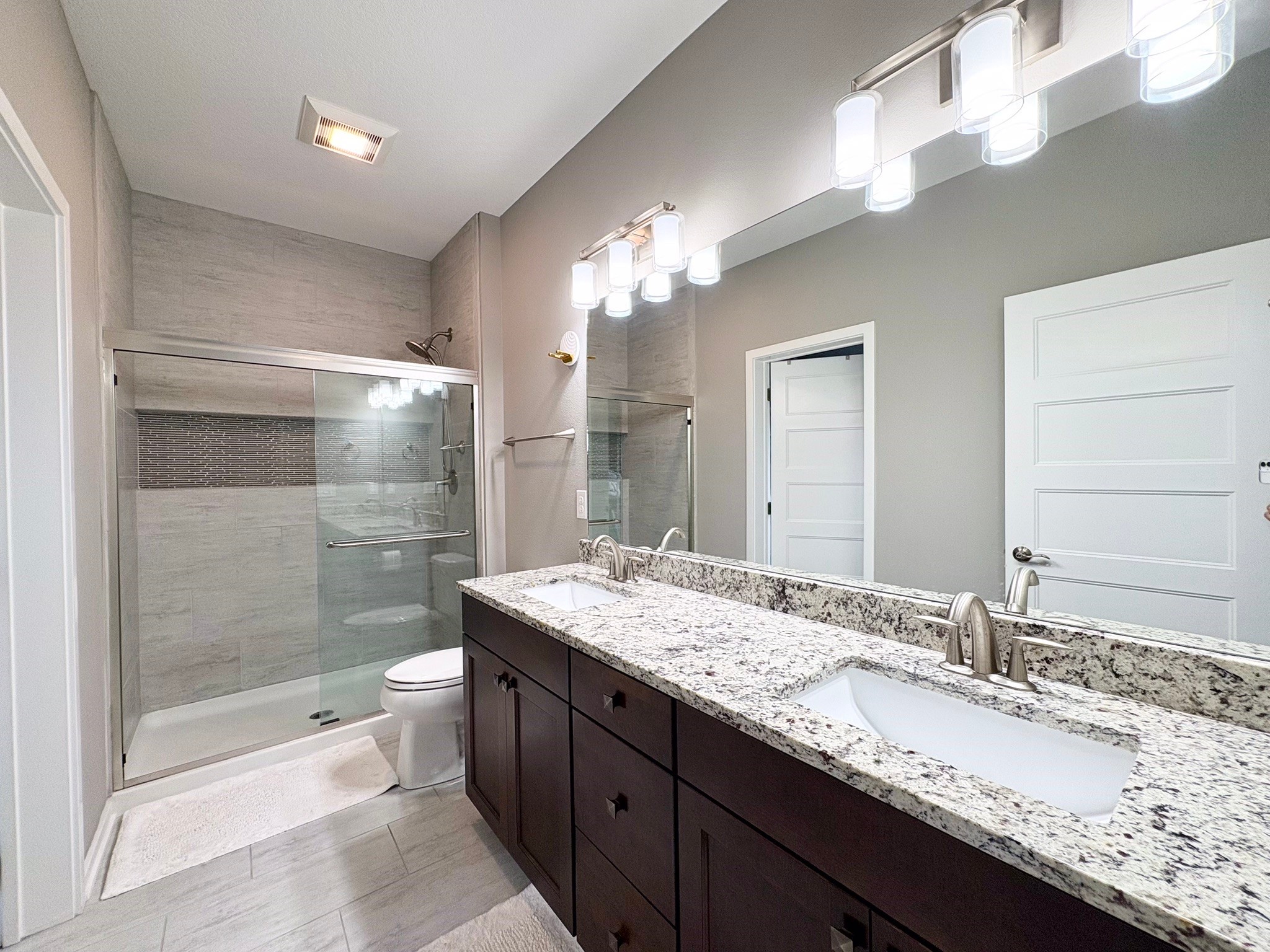 9401 Bellflower Lane