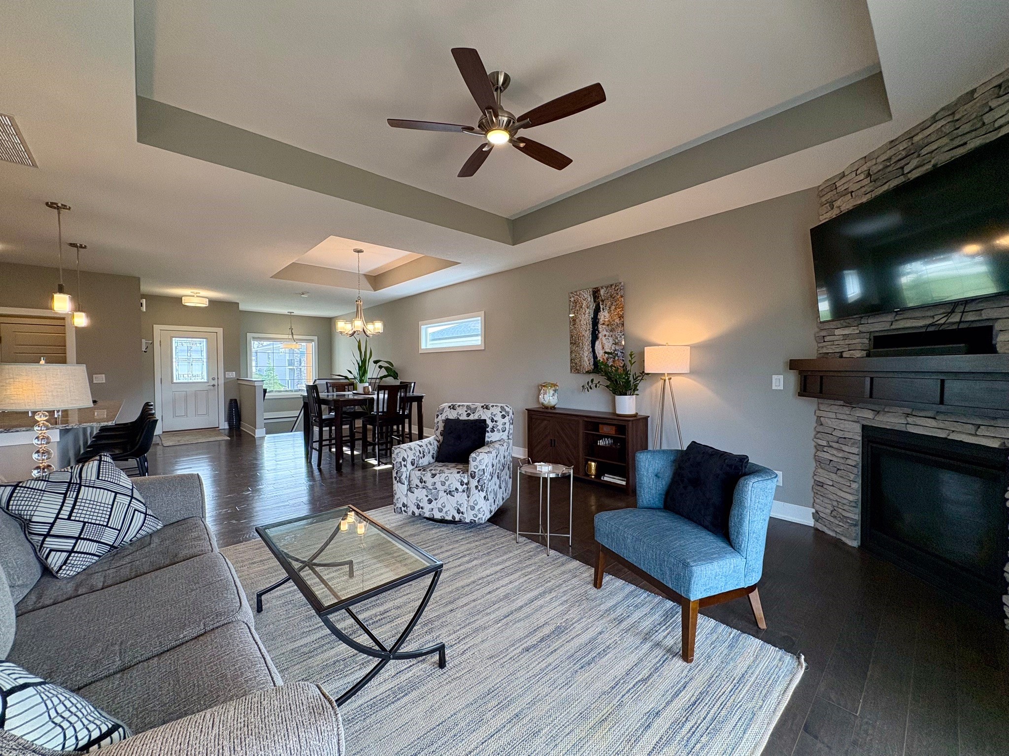 9401 Bellflower Lane