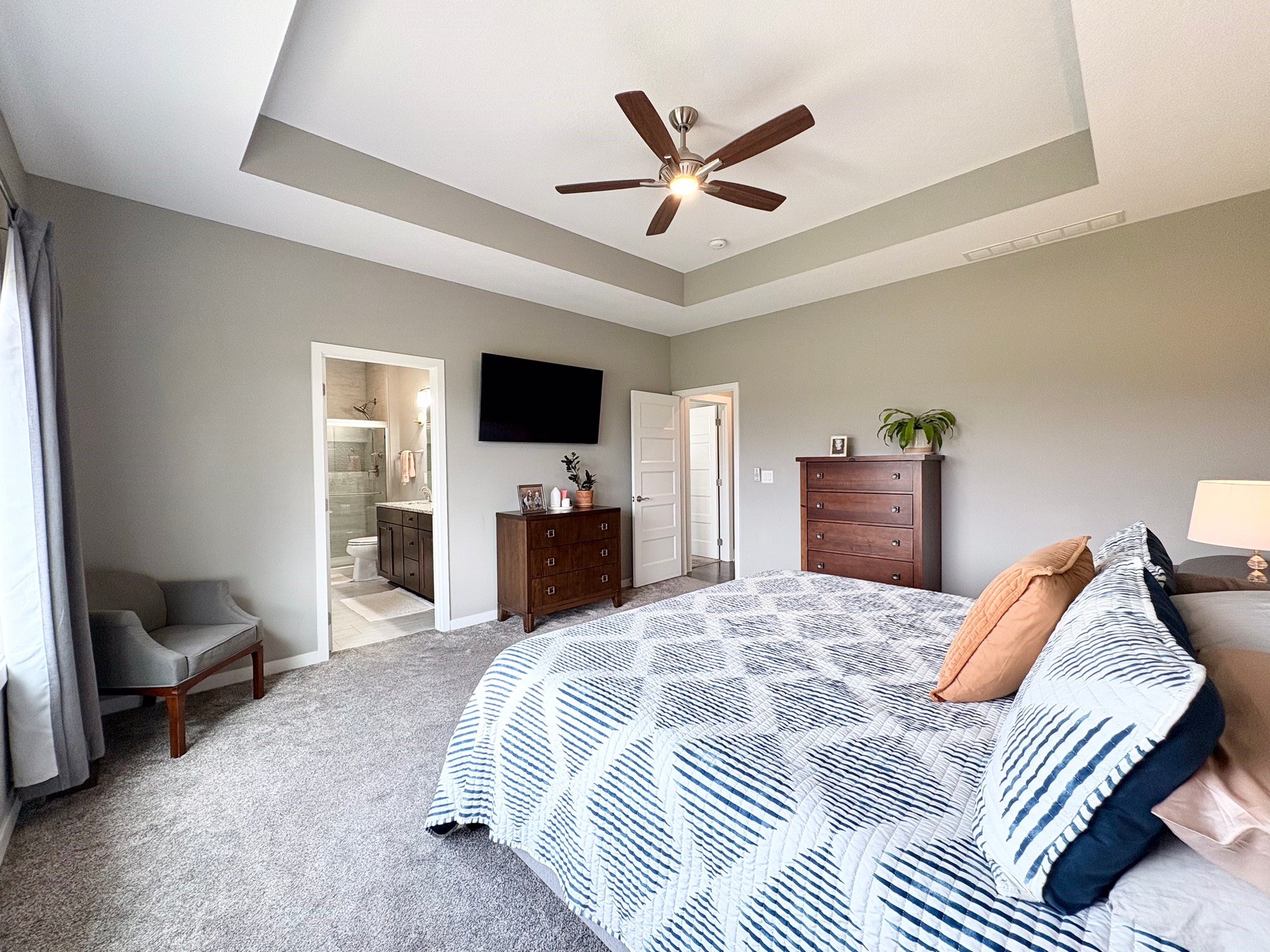 9401 Bellflower Lane