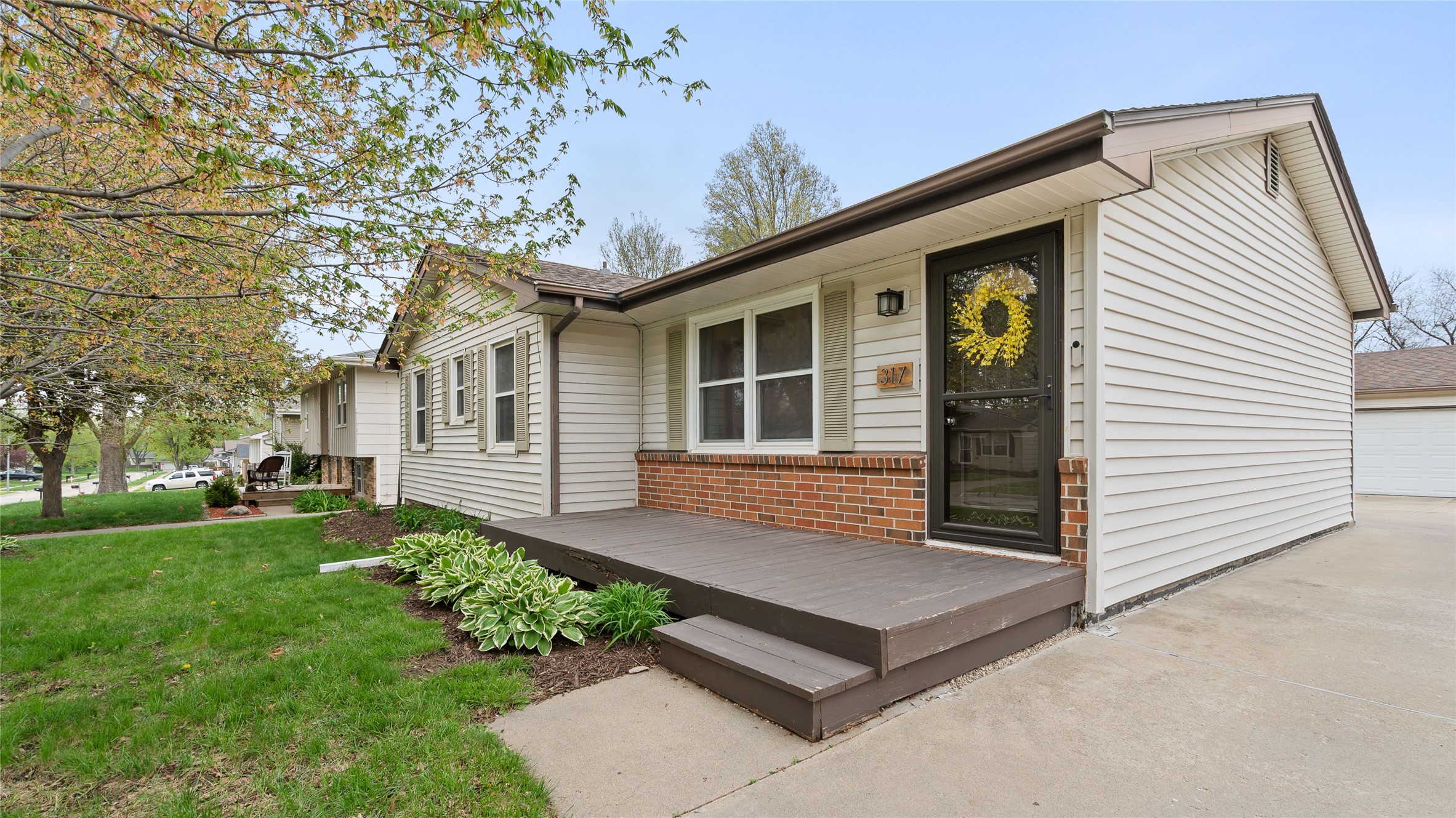 317 NW Morningside Drive
