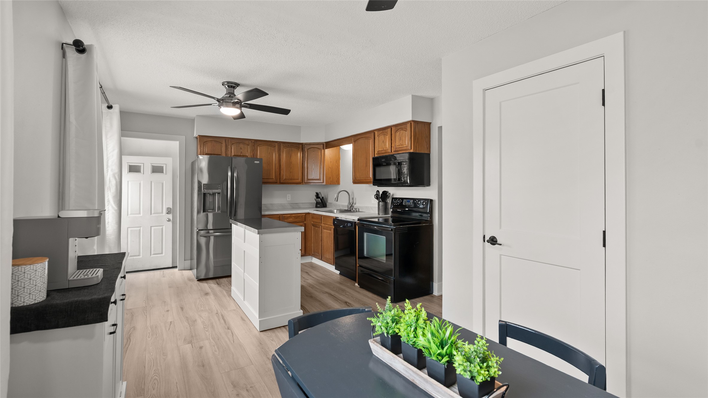 317 NW Morningside Drive