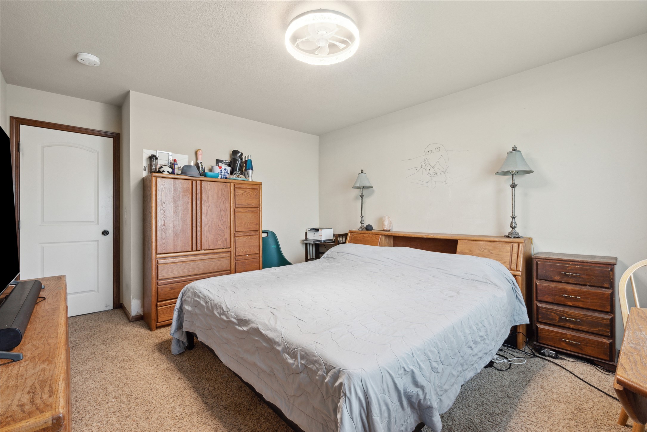 725 SE Pleasant View Drive